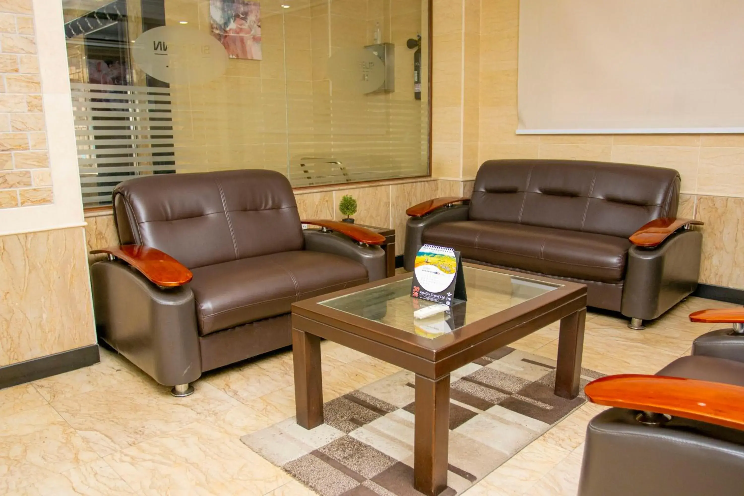 Living room in Sleep Inn Hotel - City Centre Living room in Sleep Inn Hotel - City Centre