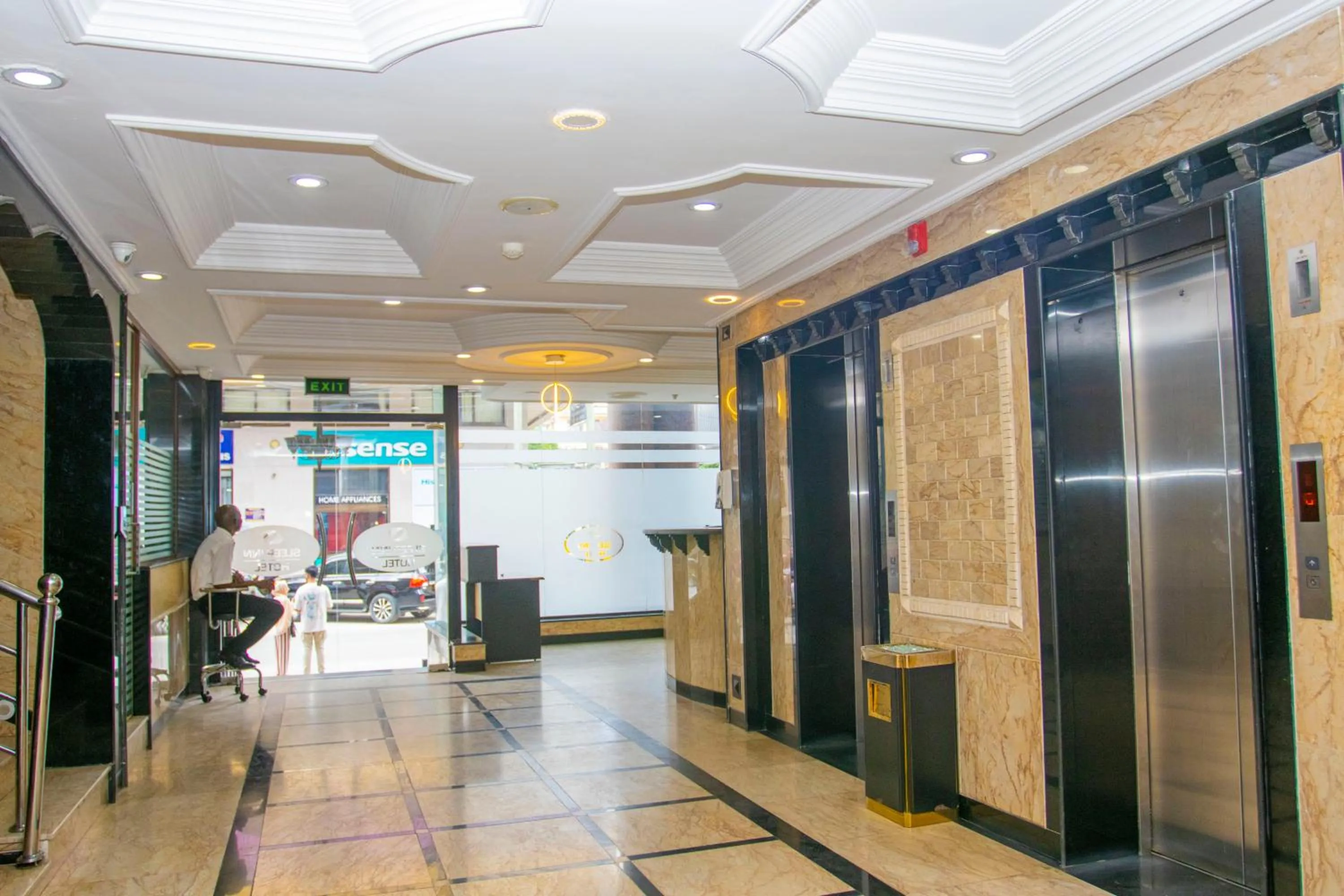 Facade/entrance in Sleep Inn Hotel - City Centre