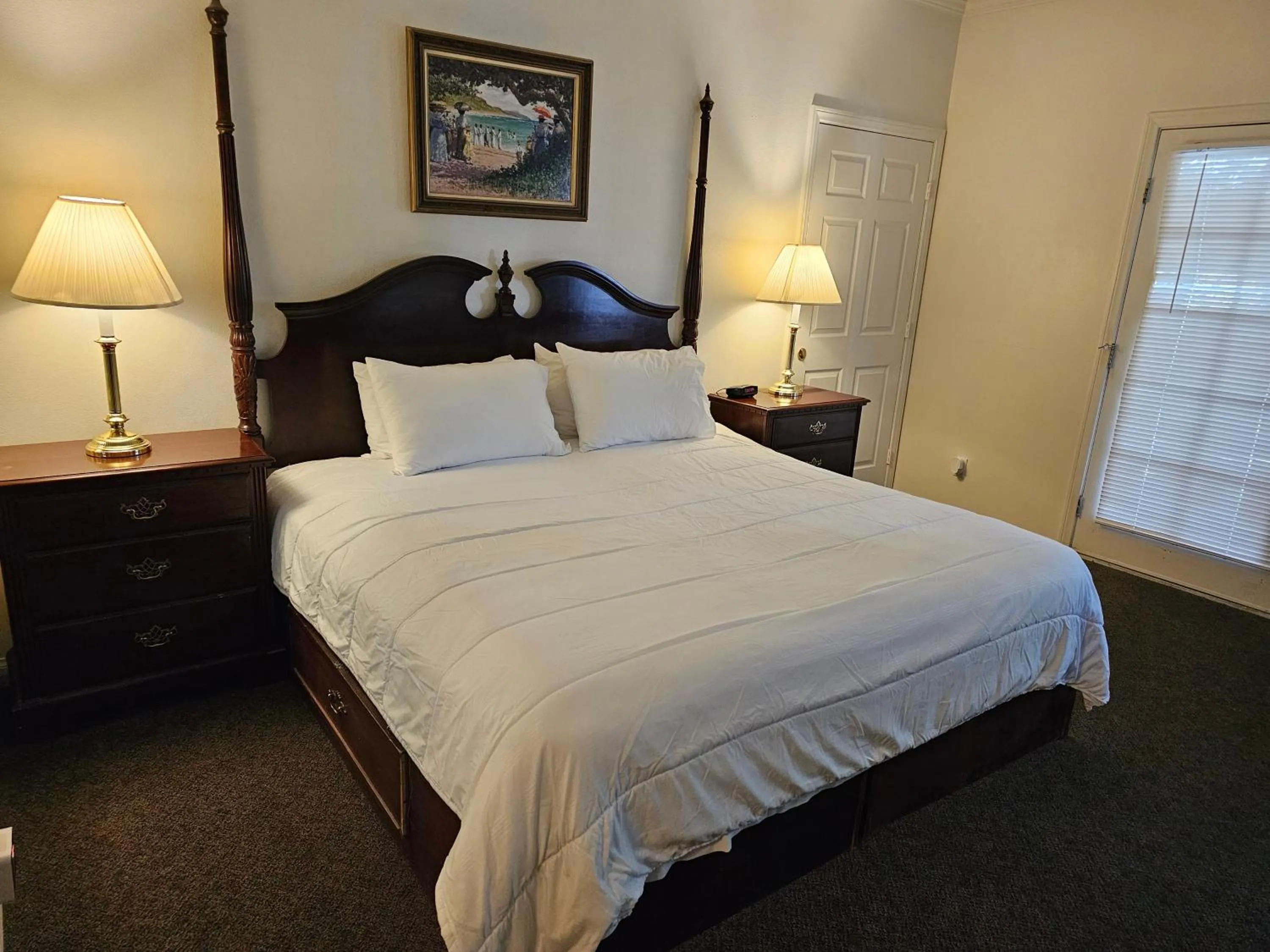 Bedroom, Bed in Alhatti Christian Resort