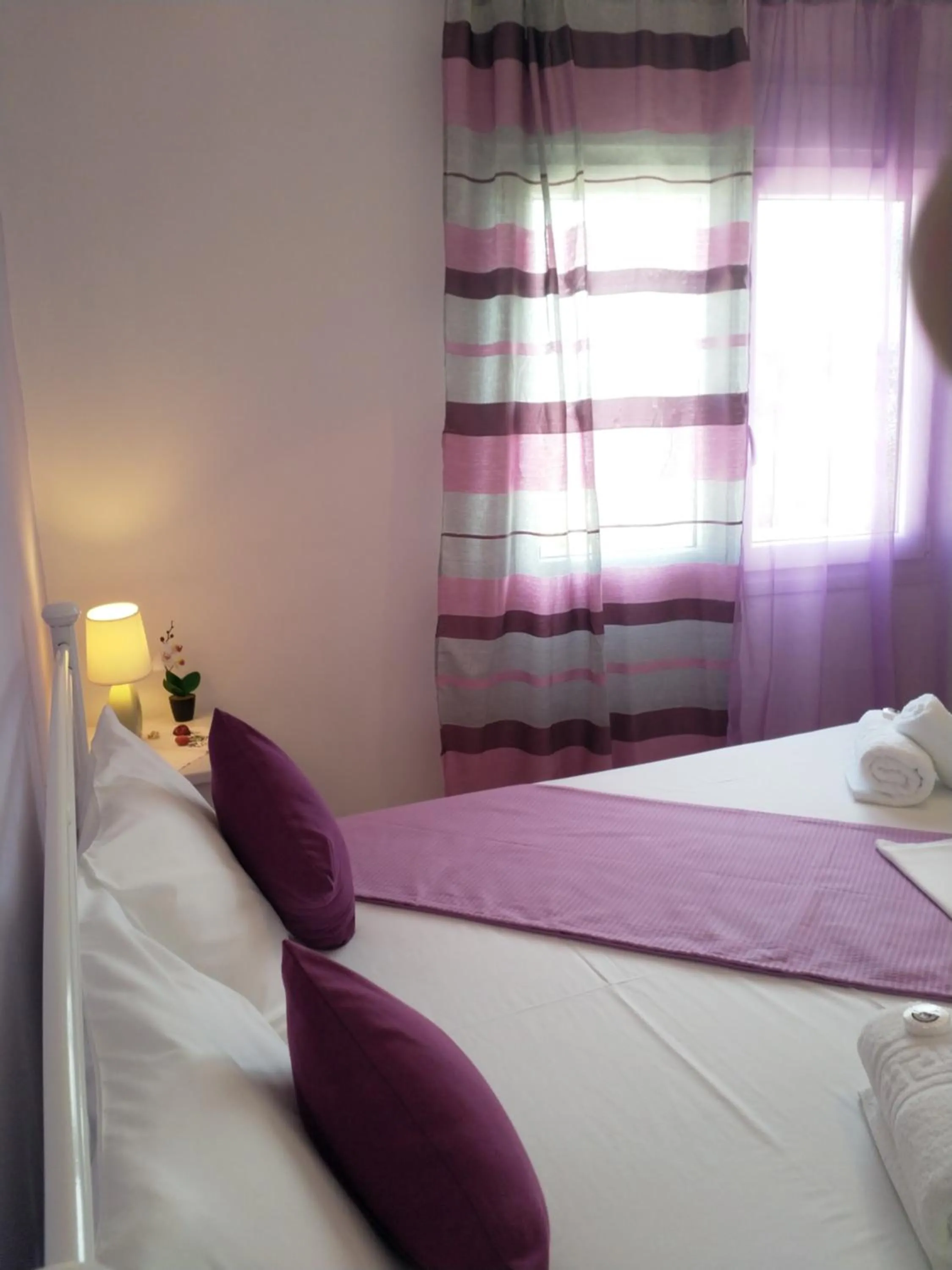 Nikoletta Rooms