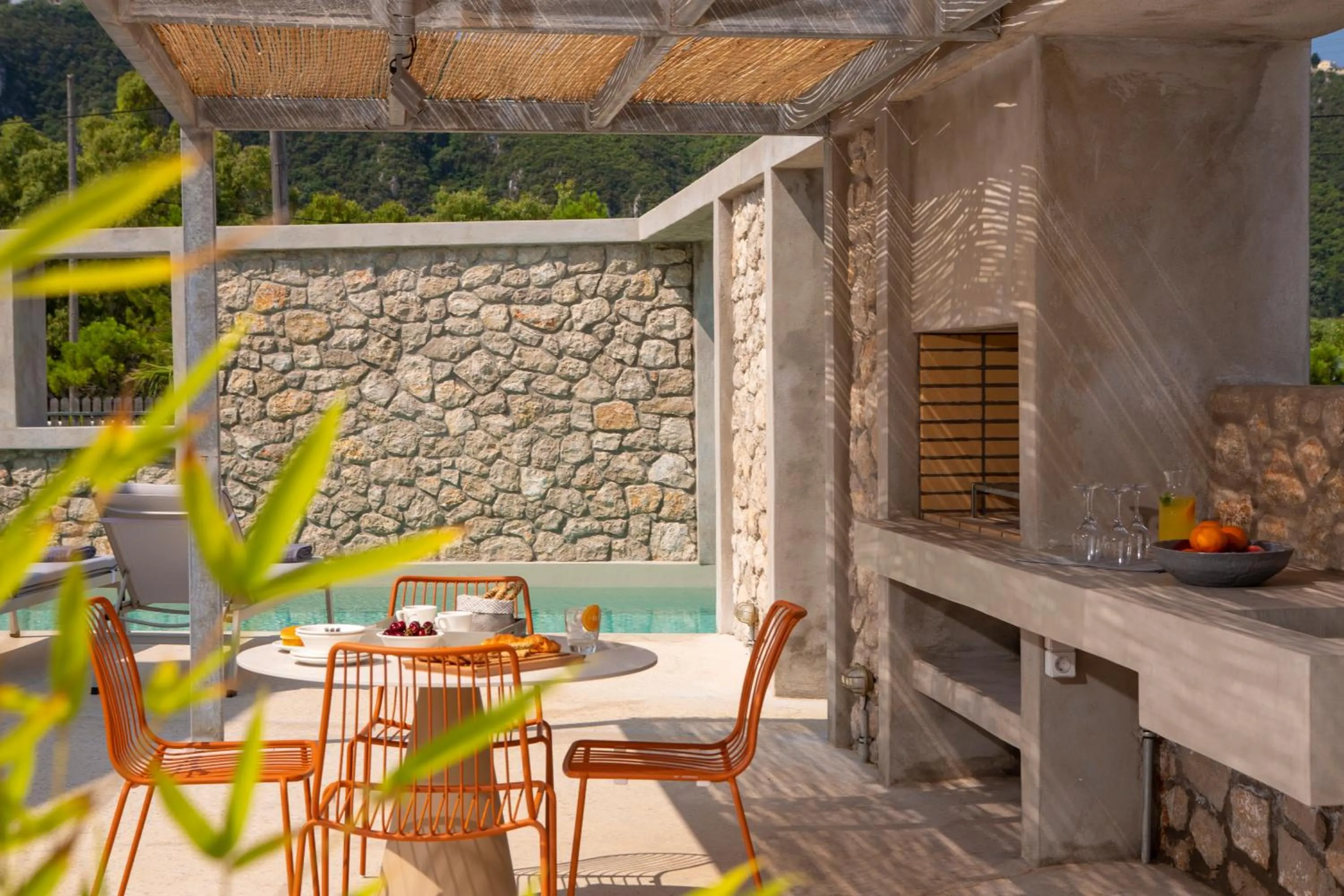 Inner courtyard view in Thines villas