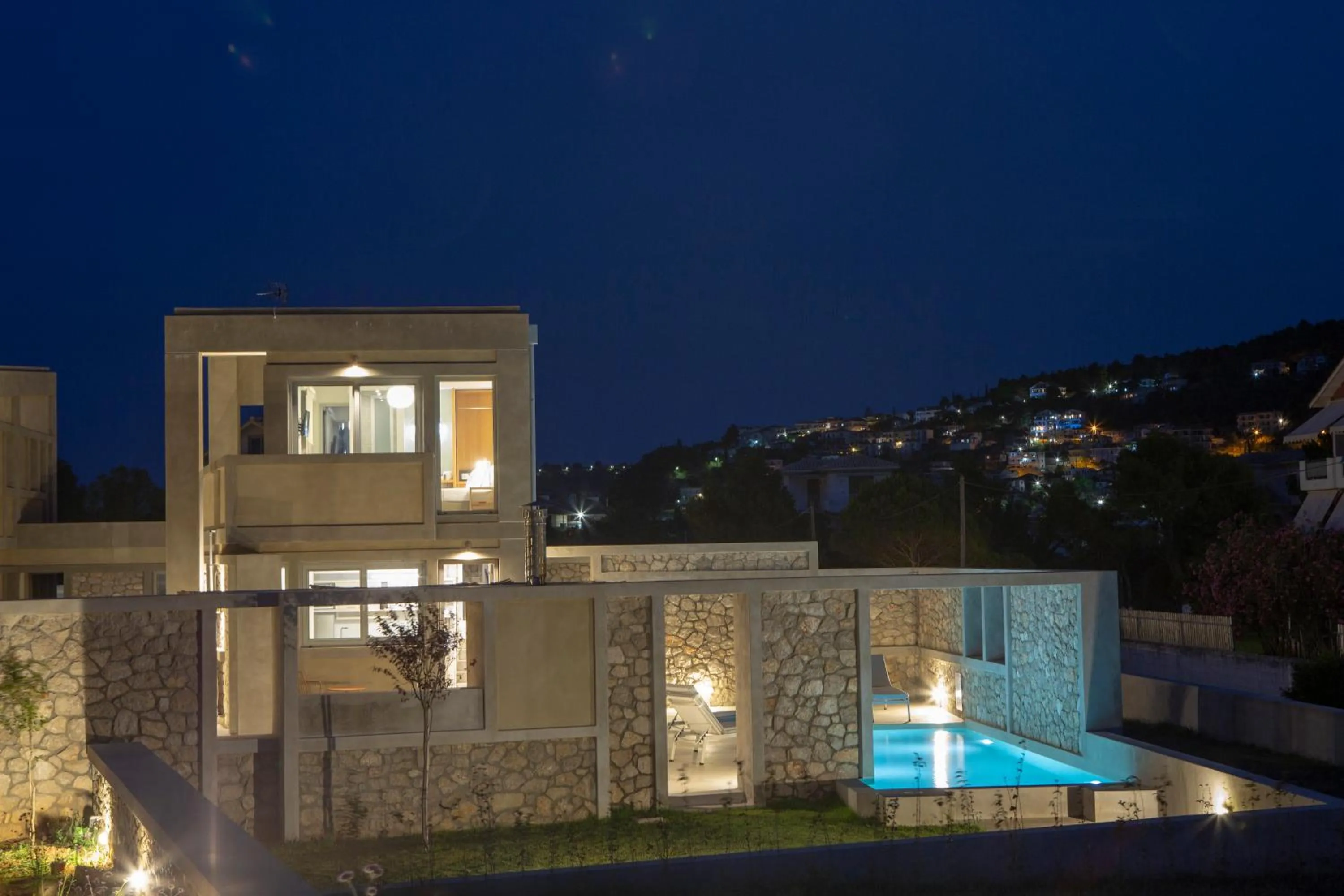Property building in Thines villas
