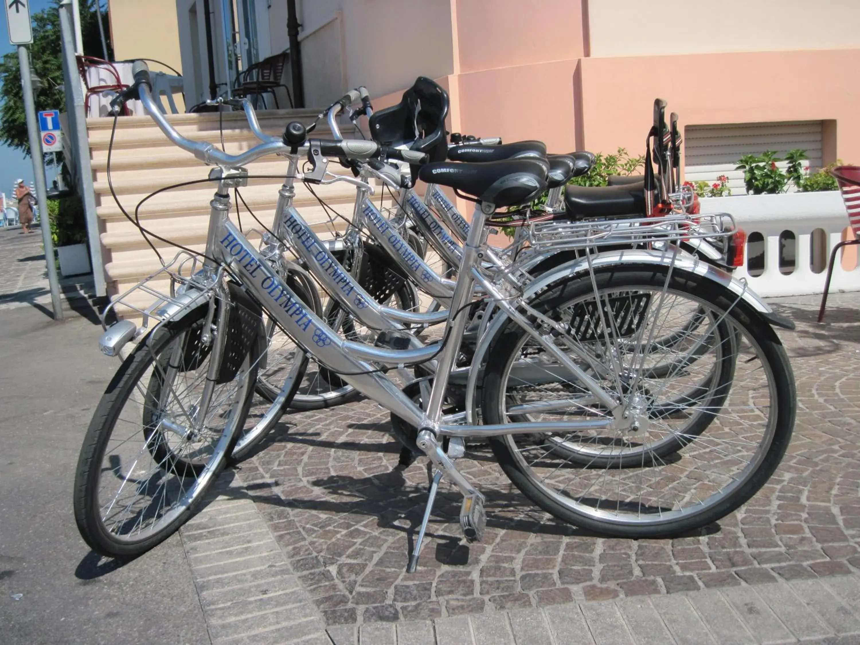 Cycling, Biking in Hotel Olympia