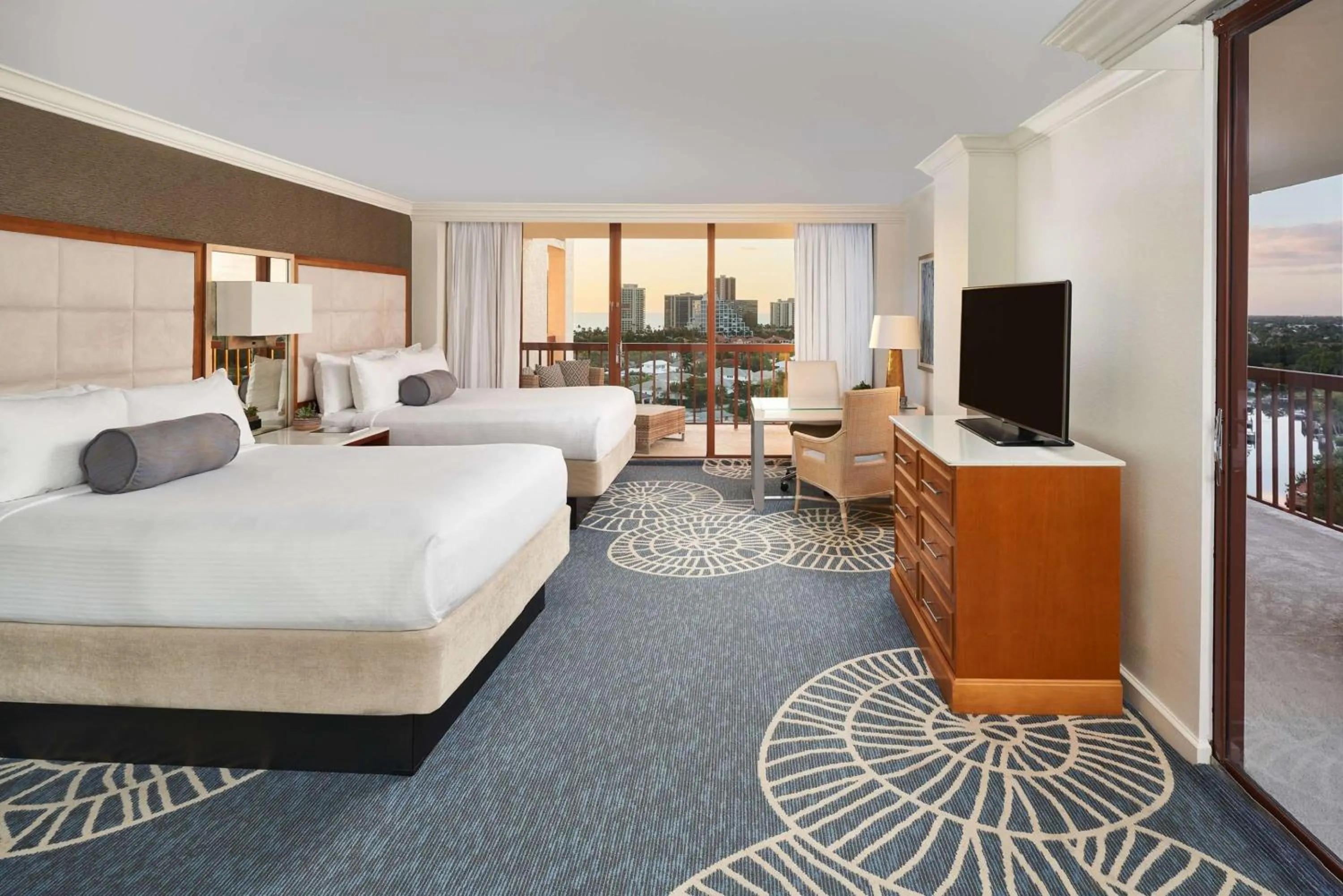 Bedroom, Bed in Naples Grande Beach Resort