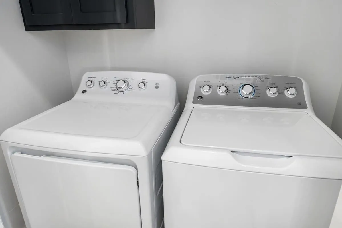 laundry in Southern Vine Sip and Stay Combo