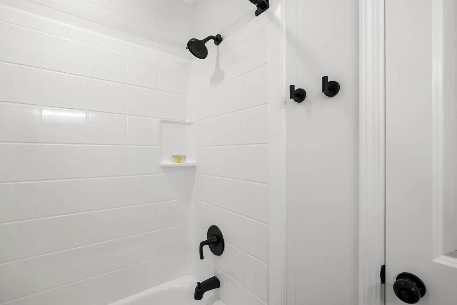 Shower in The Lofts on Indian Point - Near Silver Dollar City