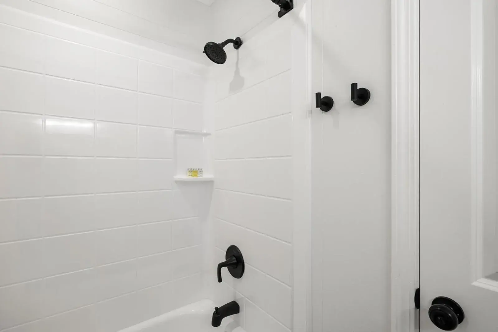 Queen Studio in The Lofts on Indian Point - Near Silver Dollar City Queen Studio in The Lofts on Indian Point - Near Silver Dollar City