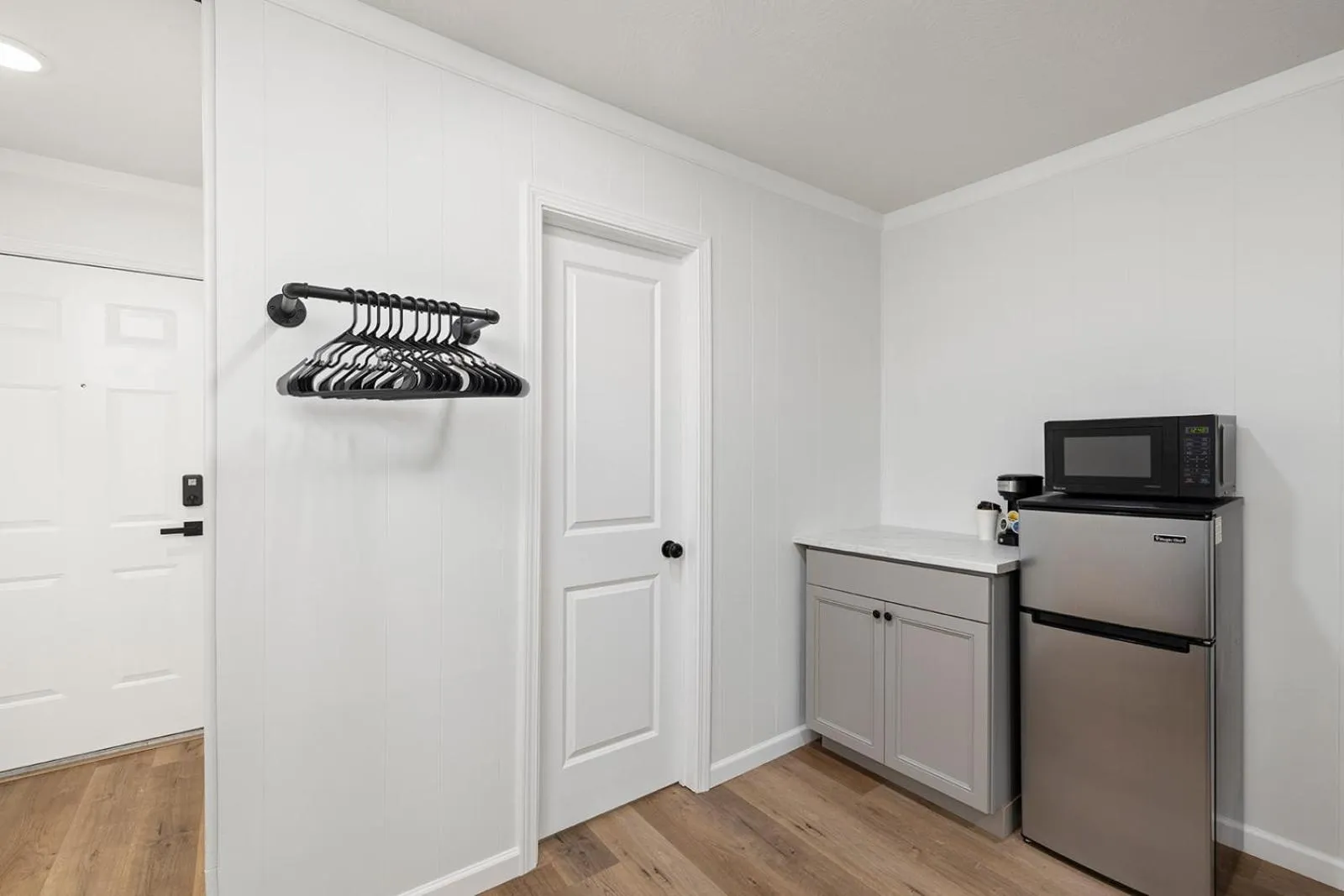 Coffee/tea facilities in The Lofts on Indian Point - Near Silver Dollar City