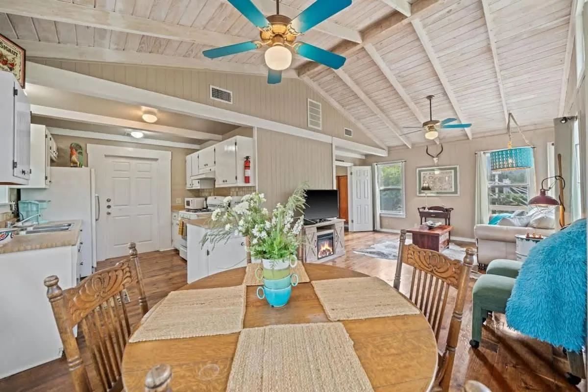Ava and Weston Combo House