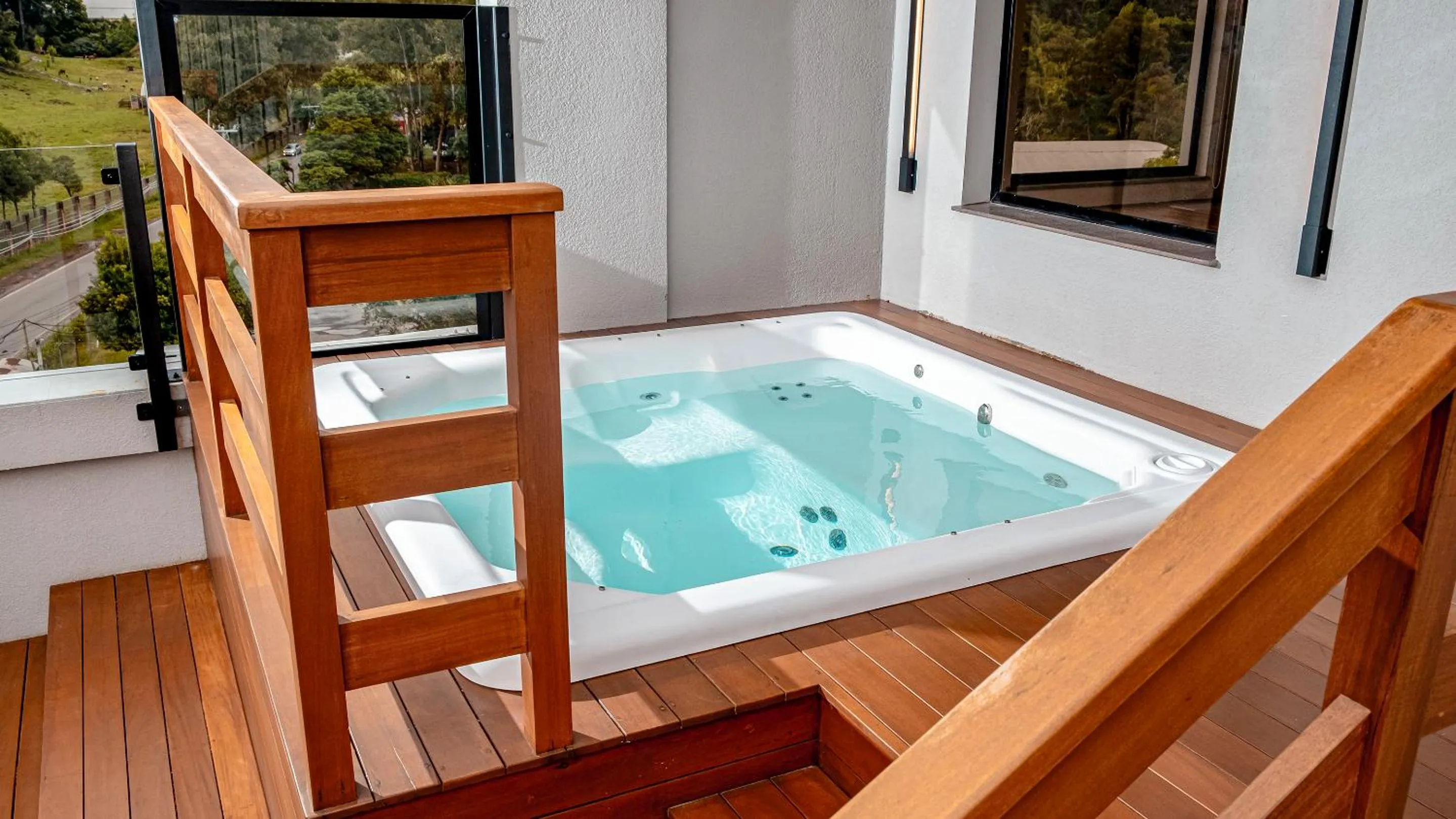 Hot Tub in Plaza Hotel & Boulevard Convention - Vale dos Vinhedos