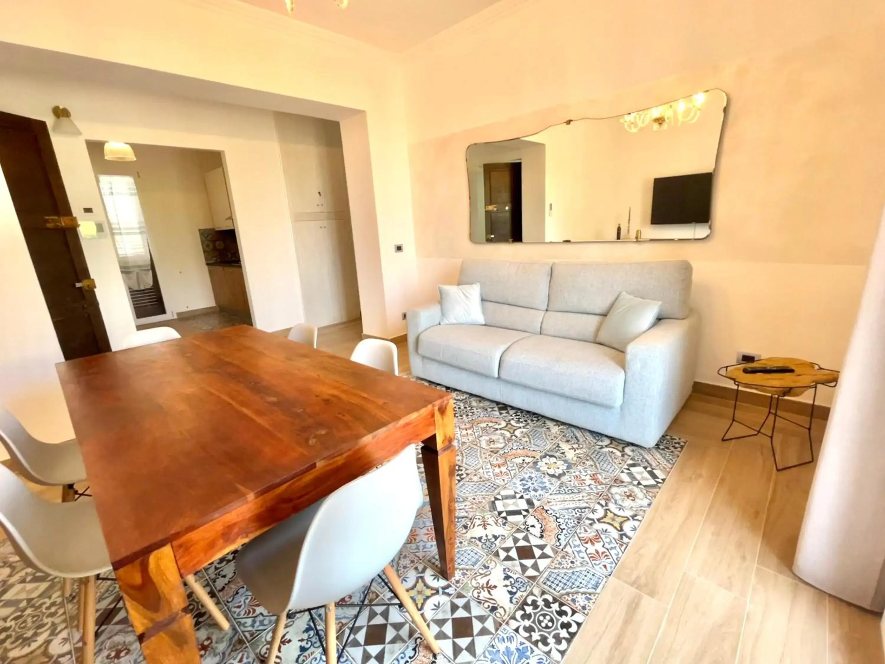 Two-Bedroom Apartment - single occupancy in Verdura Home Two-Bedroom Apartment - single occupancy in Verdura Home
