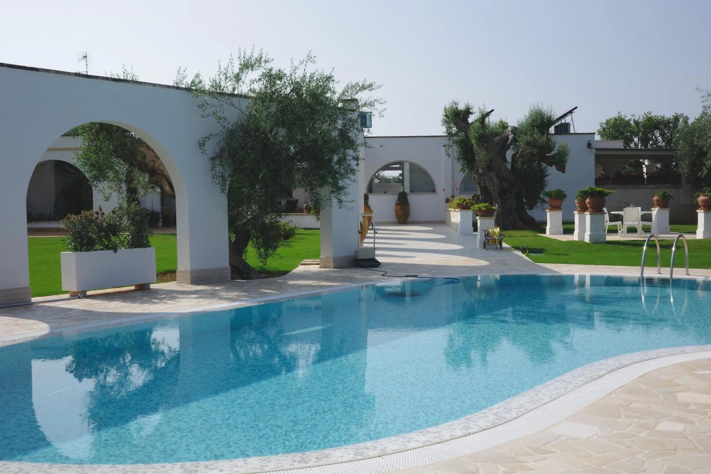 Swimming pool in L'Ulivo Bed and Breakfast