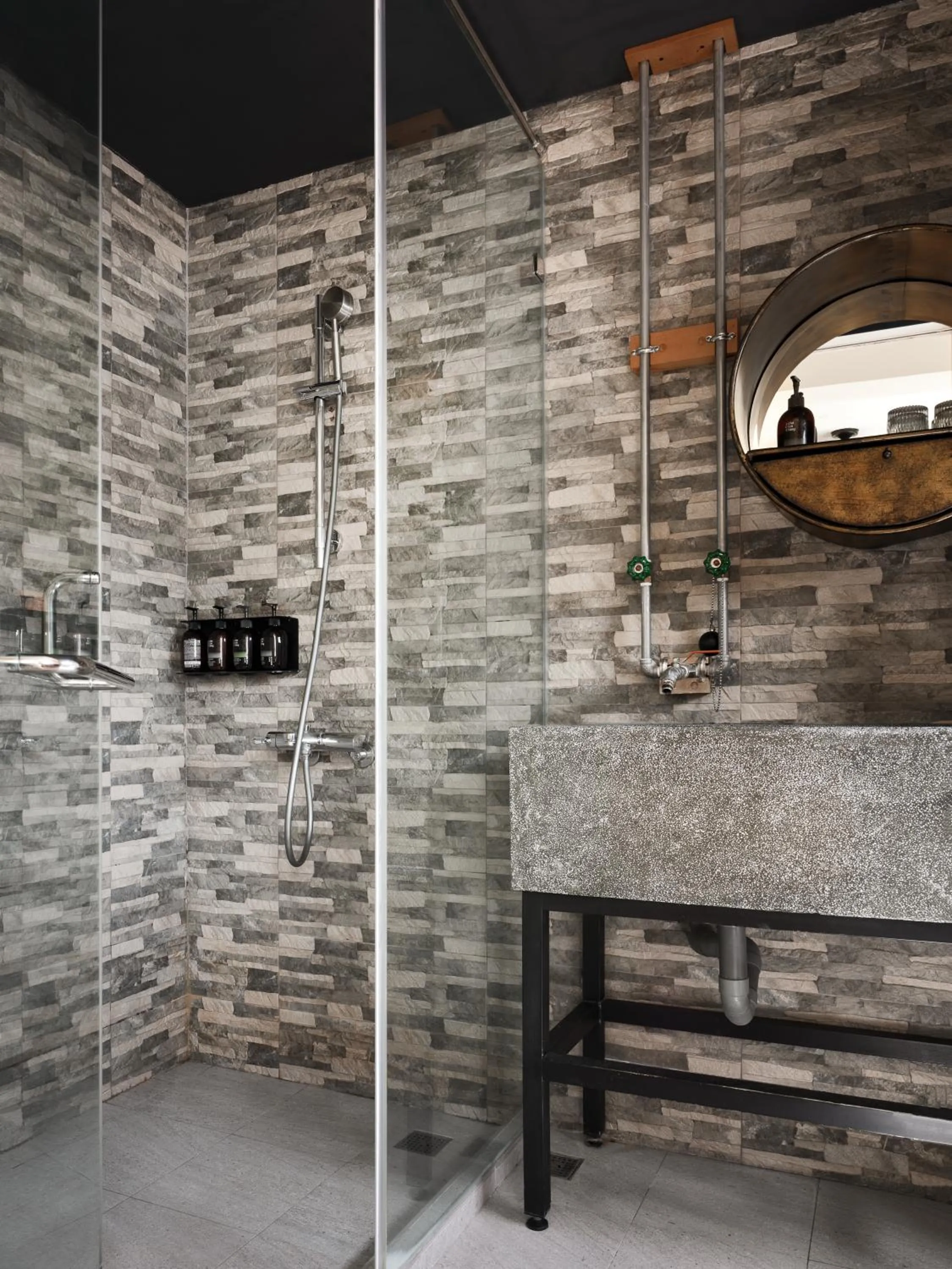 Shower in 未艾公寓WeLove Apartment