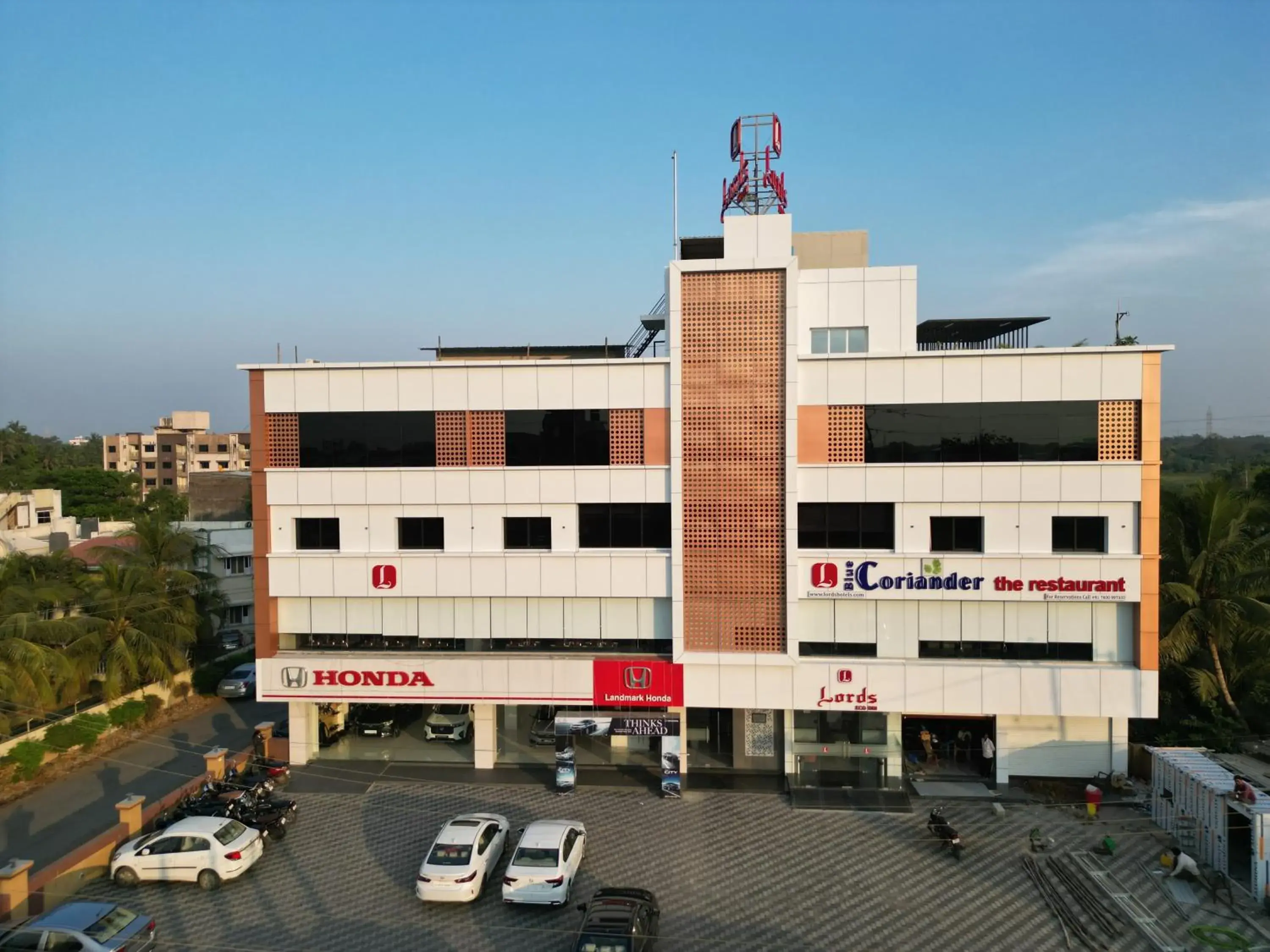 Property building in Lords Eco Inn Navsari Property building in Lords Eco Inn Navsari