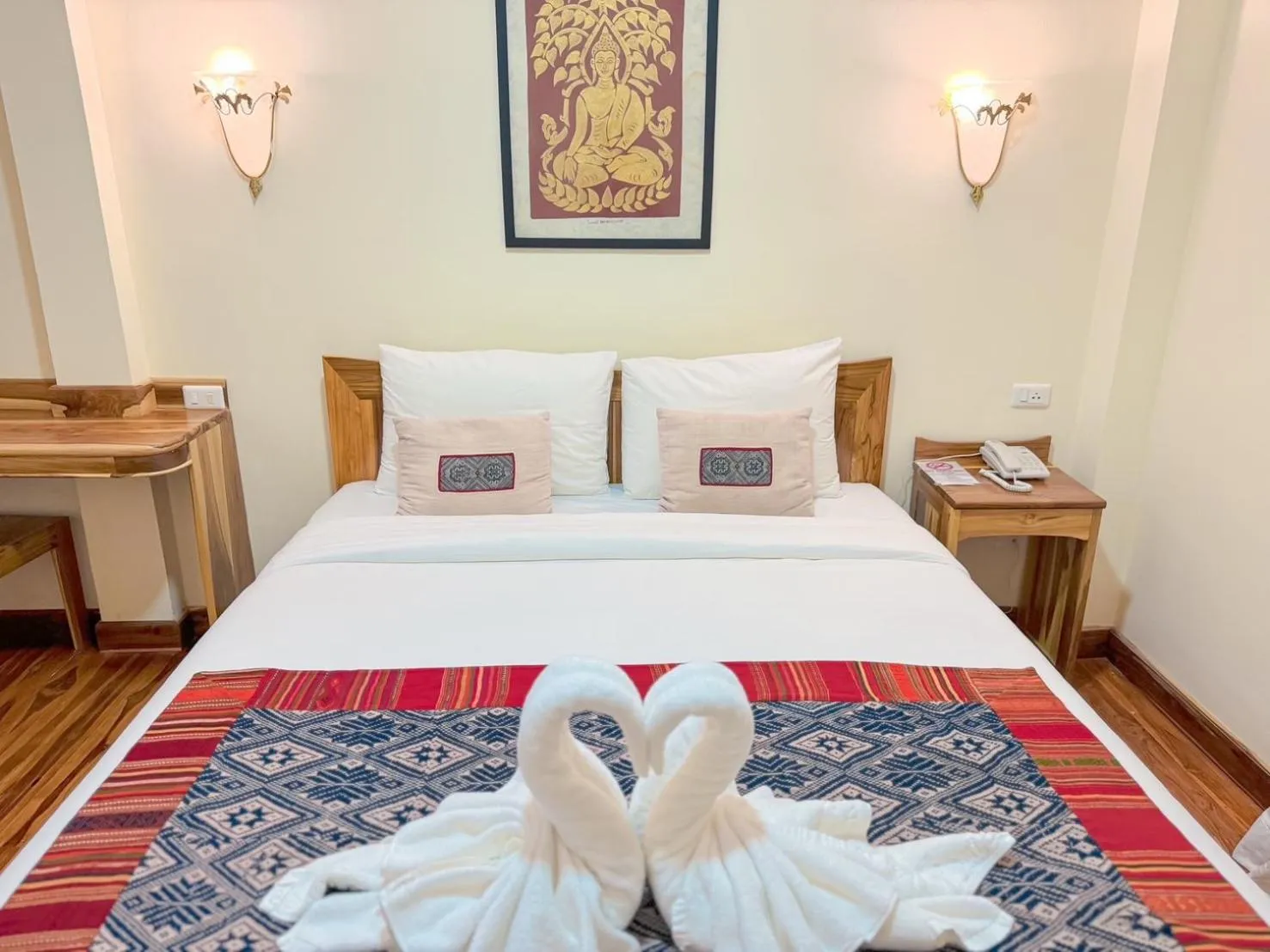 Bed in Luang Phasouk Hotel