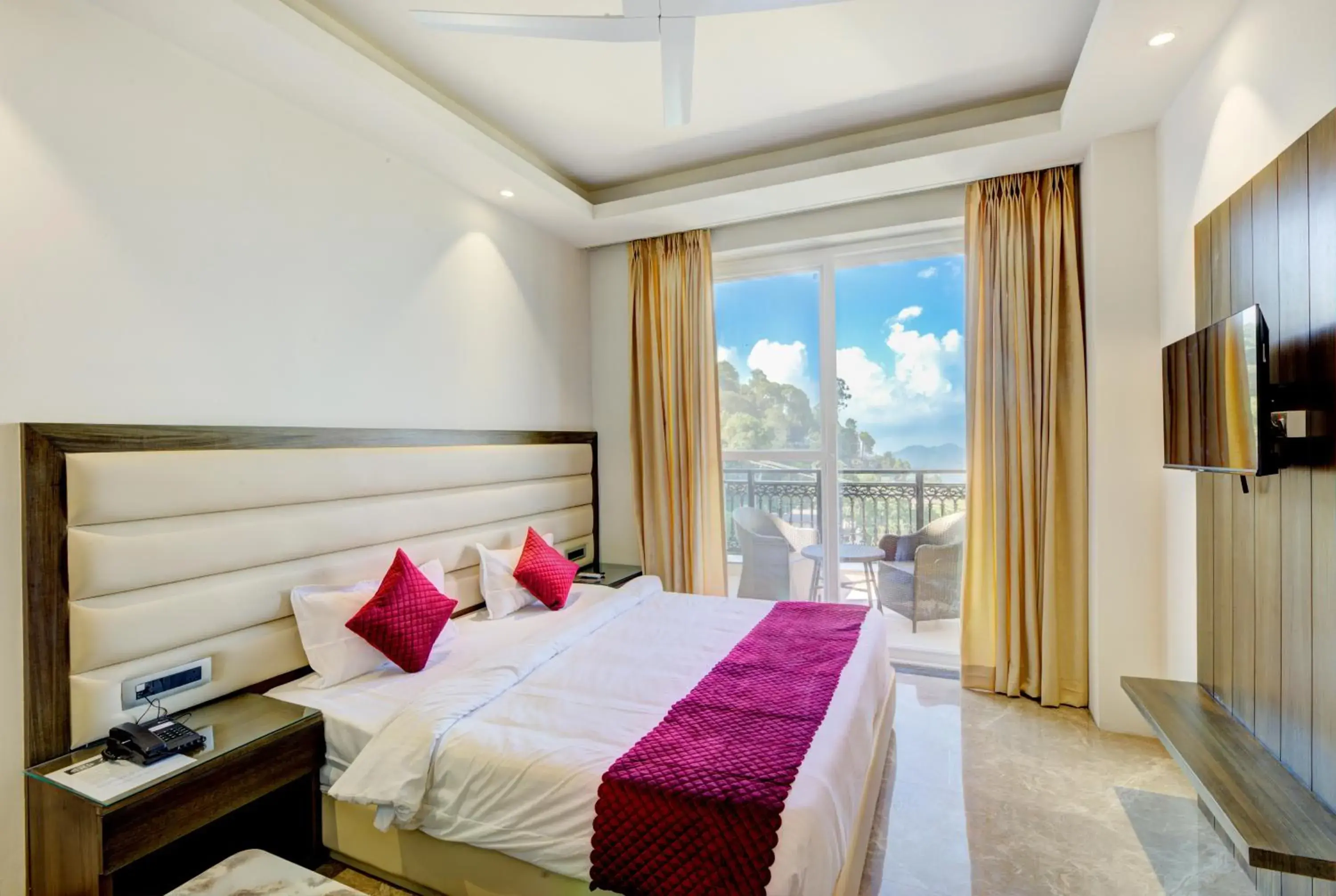 Bedroom in LUXE RESORTS - CENTRALLY HEATED AIR CONDITIONED HOTEL in THE HEART OF KASAULI Bedroom in LUXE RESORTS - CENTRALLY HEATED AIR CONDITIONED HOTEL in THE HEART OF KASAULI