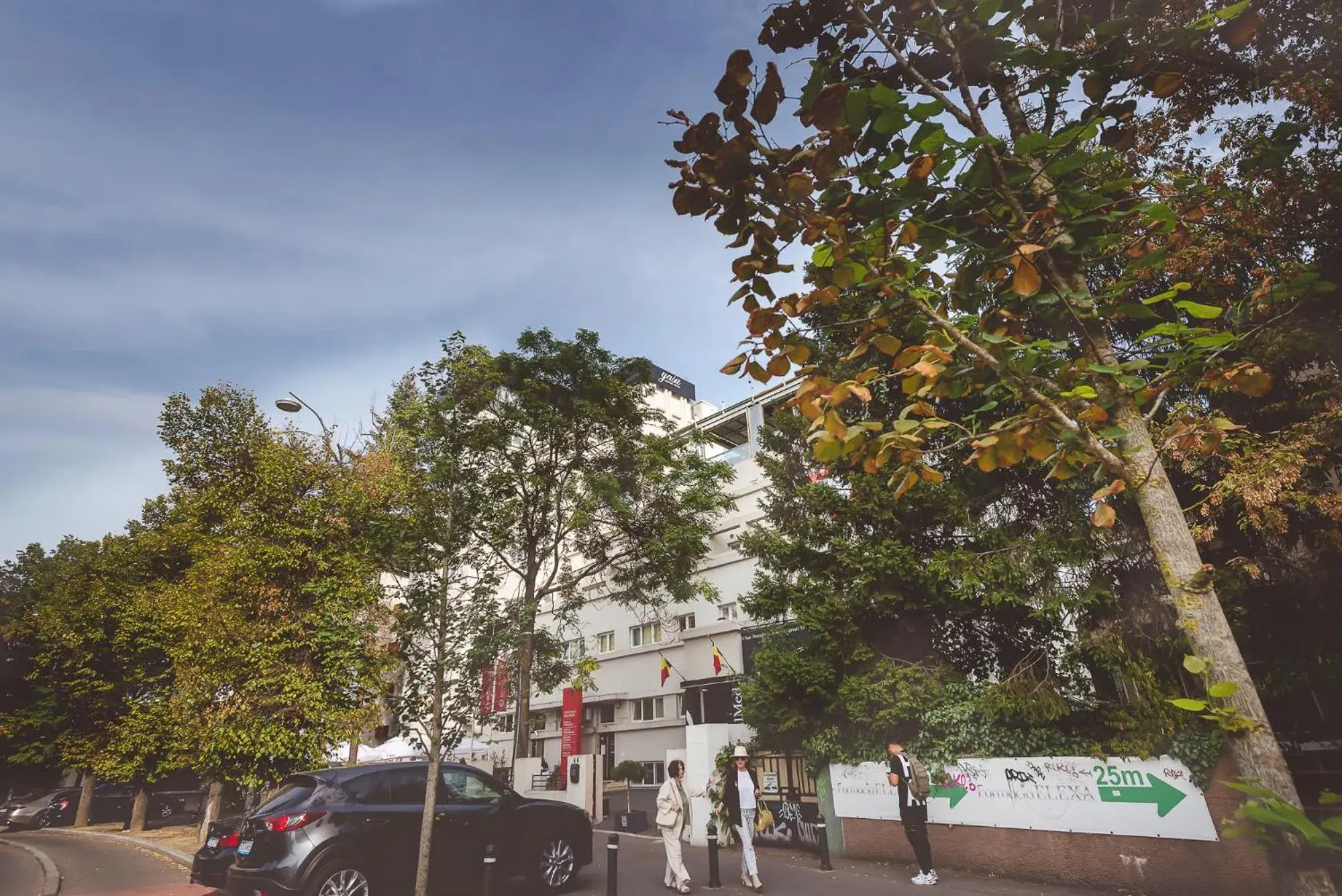 Property building in Yasu Luxury Rooms Property building in Yasu Luxury Rooms