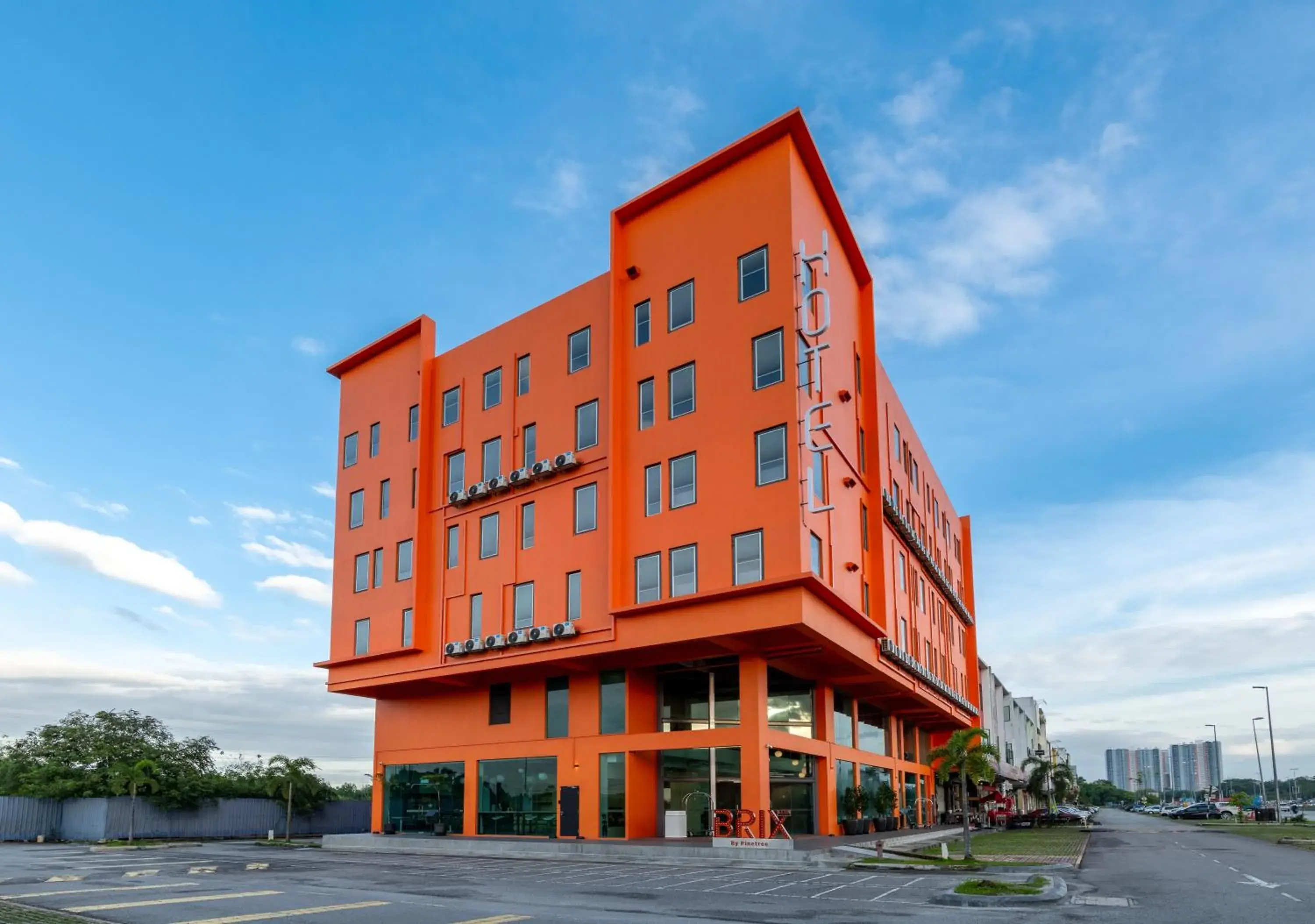 Property building in BRIX KLIA By Pinetree Property building in BRIX KLIA By Pinetree