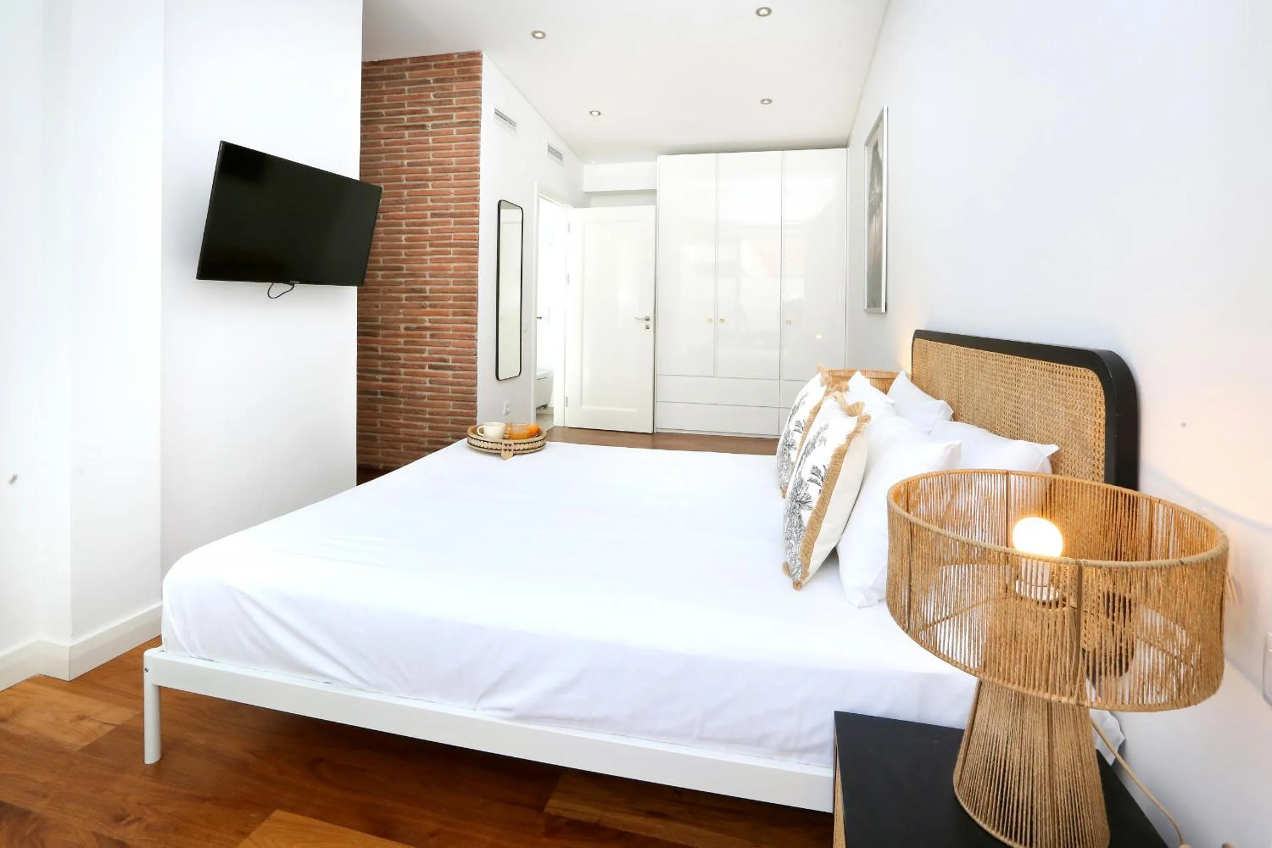 GREEN FARO, MODERN DUPLEX with A BLISS TERRACE
