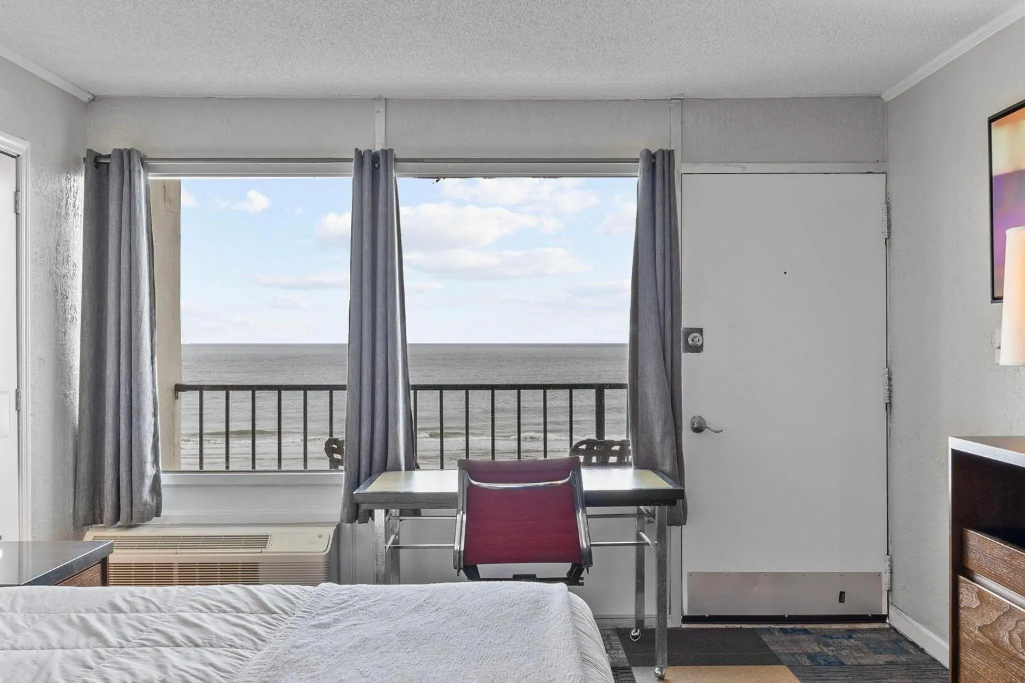 View (from property/room), Bed in The Red Tree Inn