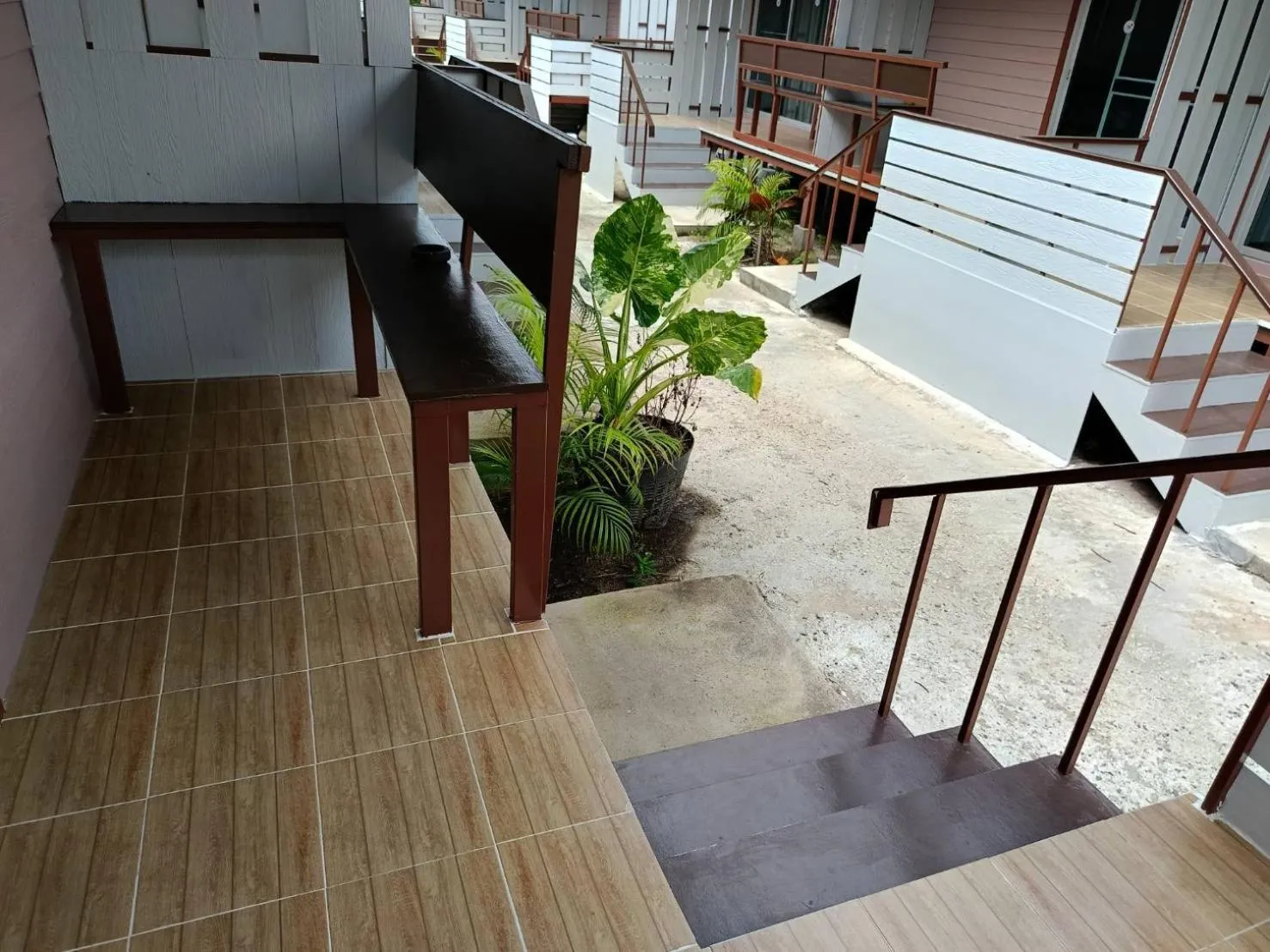 Lovely Paradise Phangan Hotel