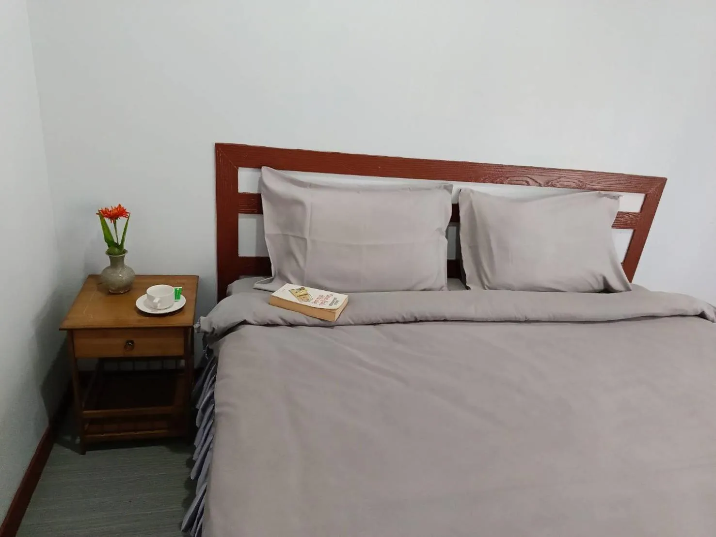 Bed in Lovely Paradise Phangan Hotel