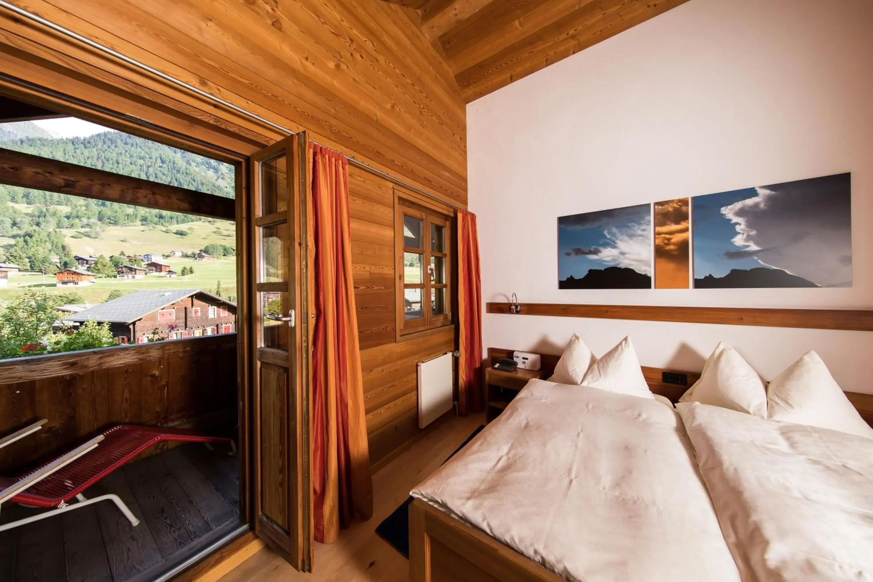 Double Room - single occupancy - Disability Access in Hotel Glocke Double Room - single occupancy - Disability Access in Hotel Glocke