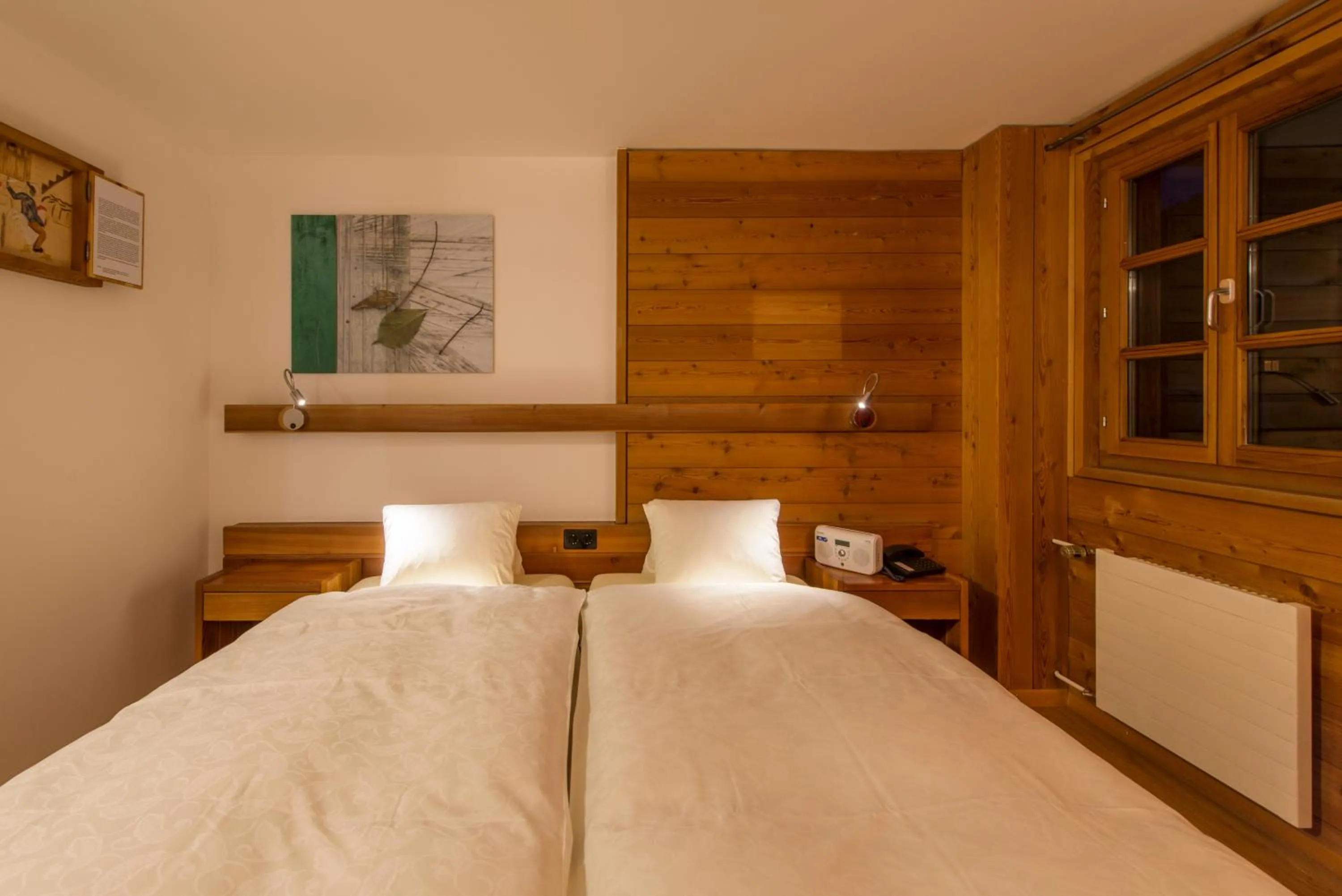 Bedroom, Bed in Hotel Glocke