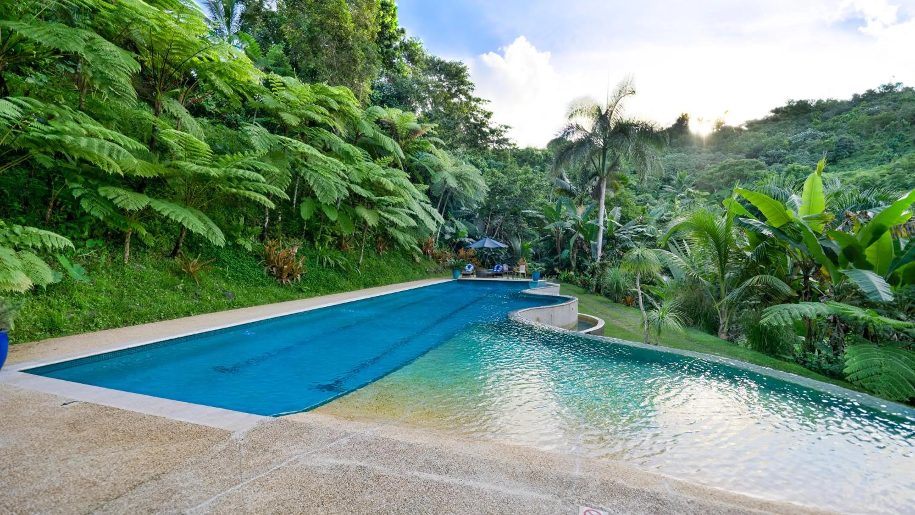 Swimming pool in Mont Carpe Diem