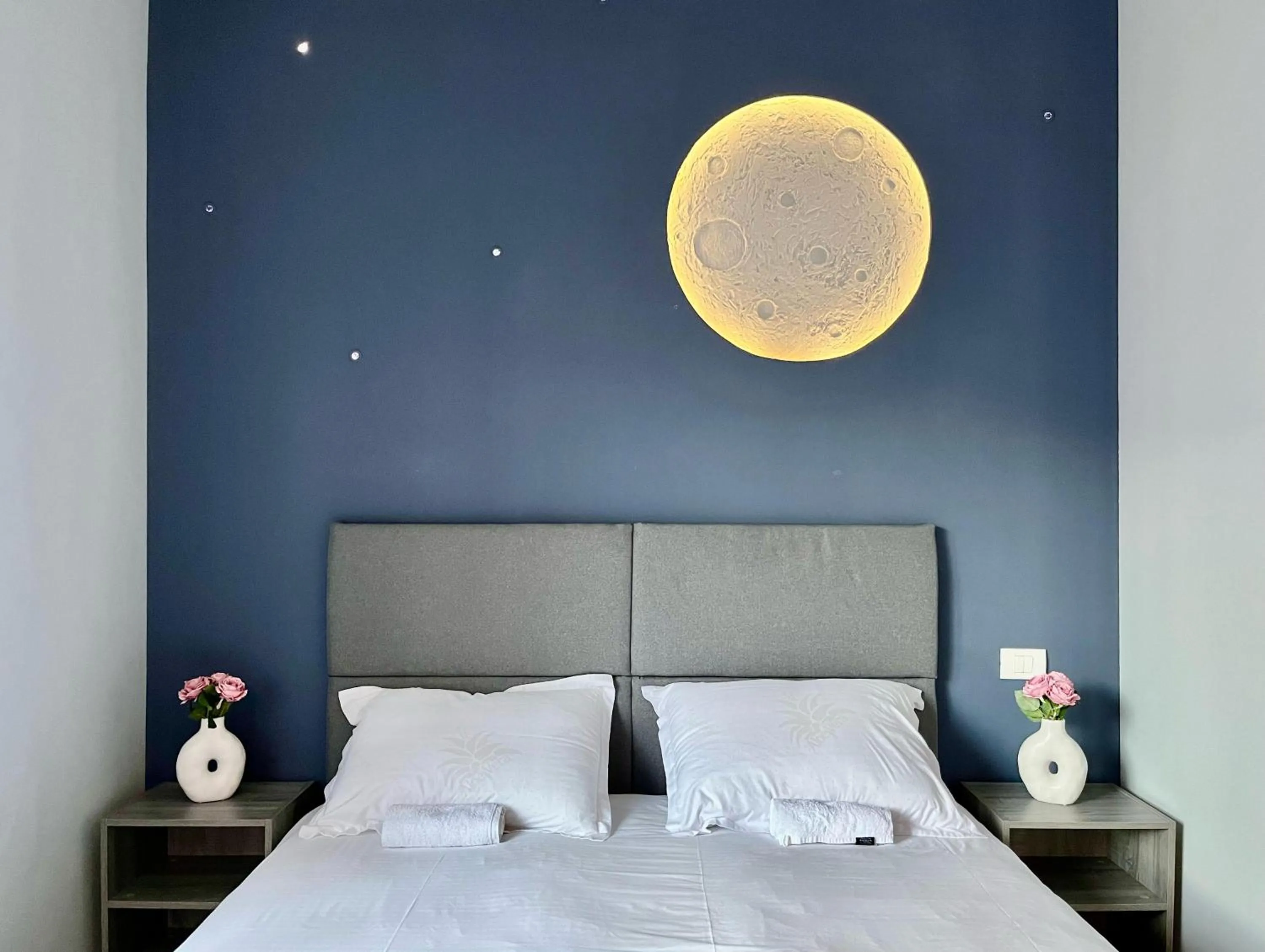 Bed in Cozy Hideout - Condo Hotel