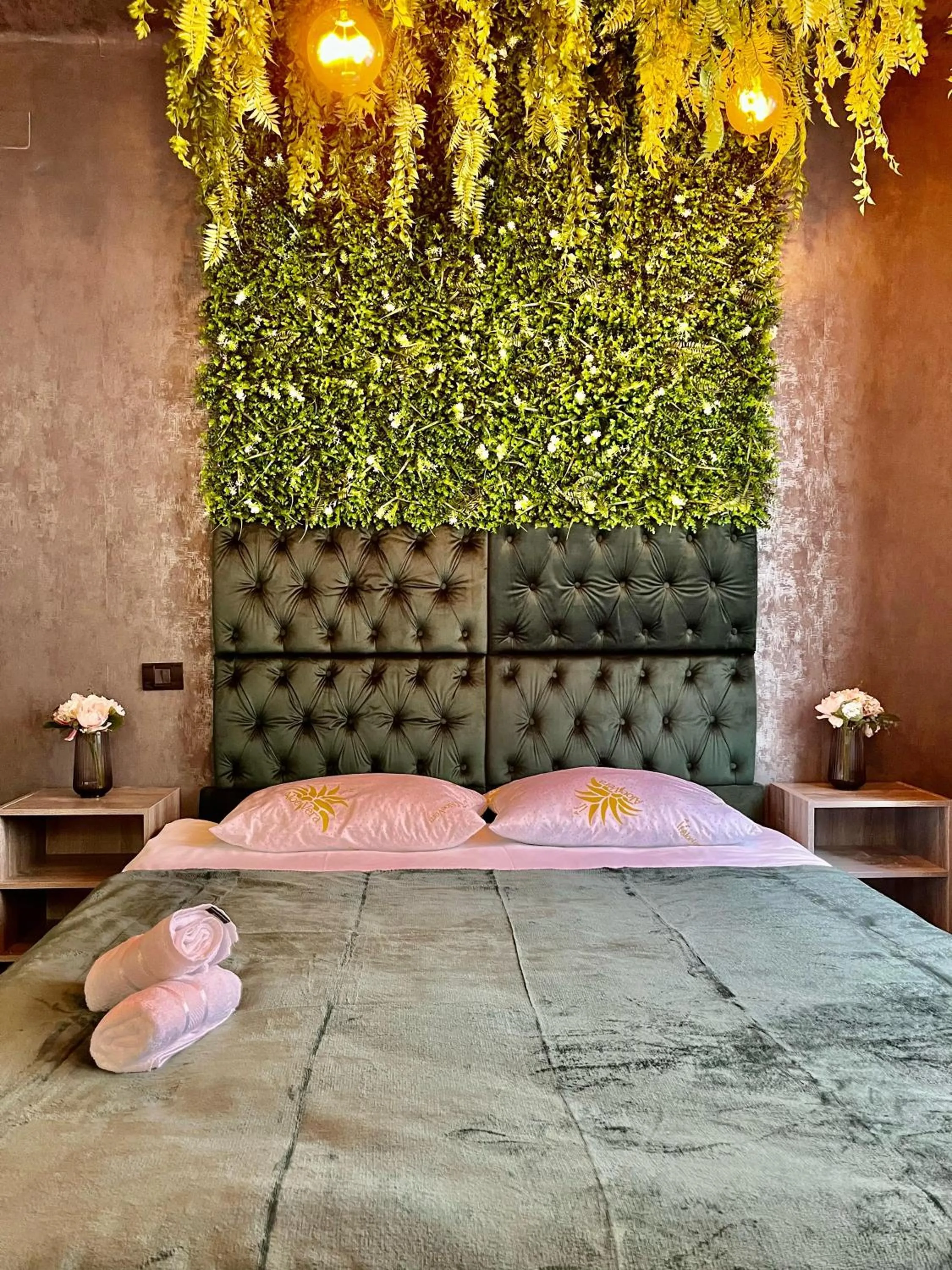 Bed in Cozy Hideout - Condo Hotel