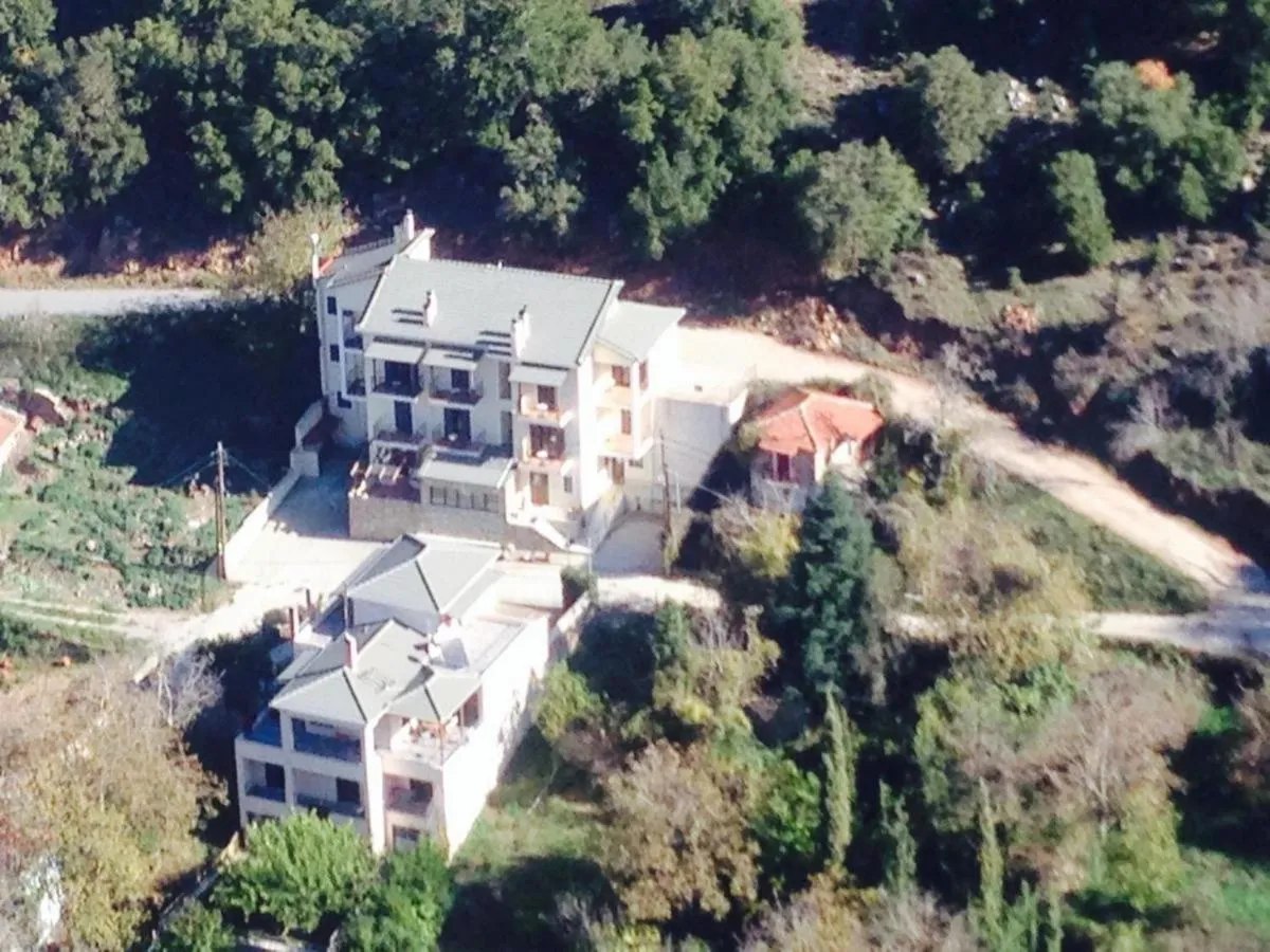 Lithos Villas Kalavryta