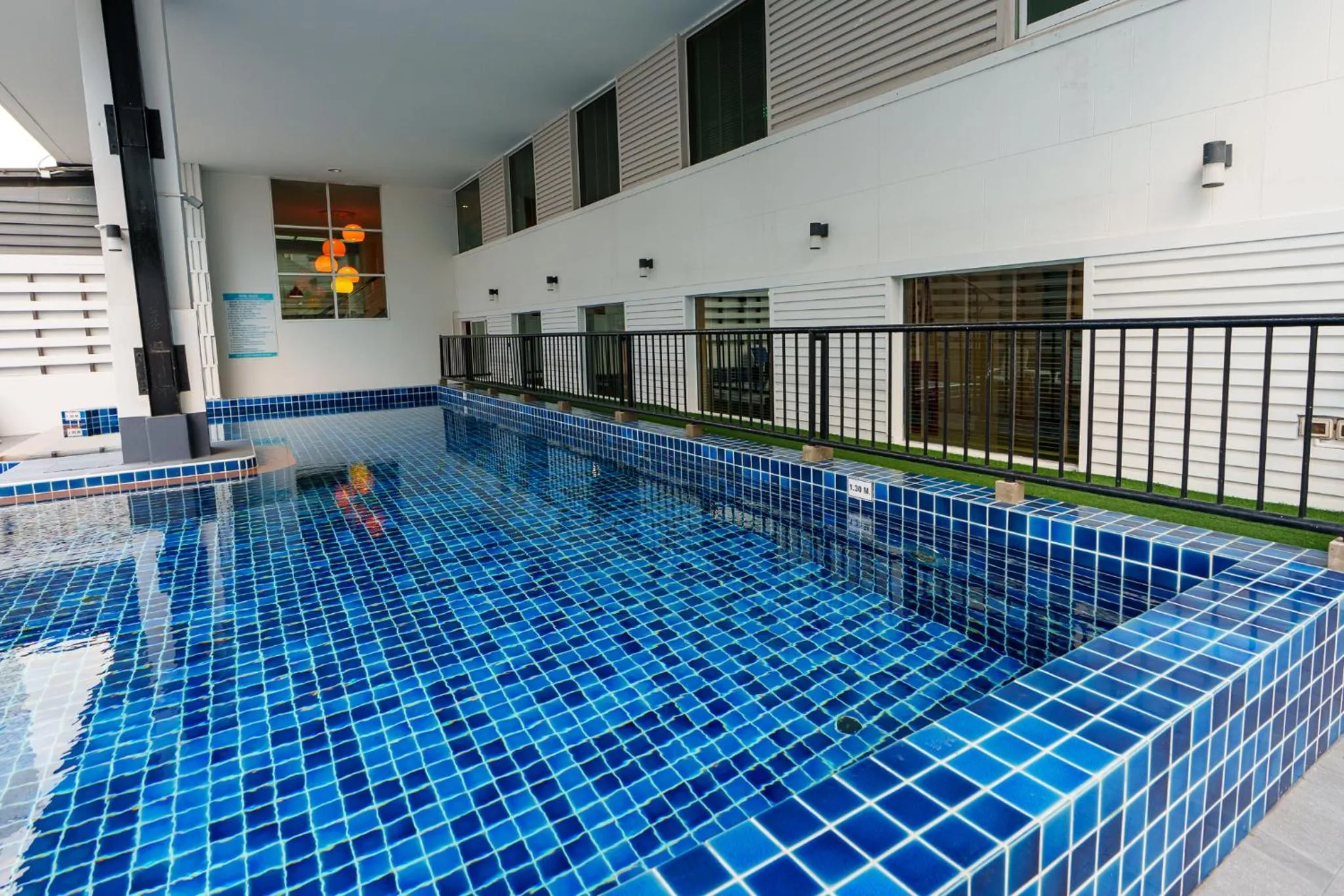 Swimming pool in Prom Hotel