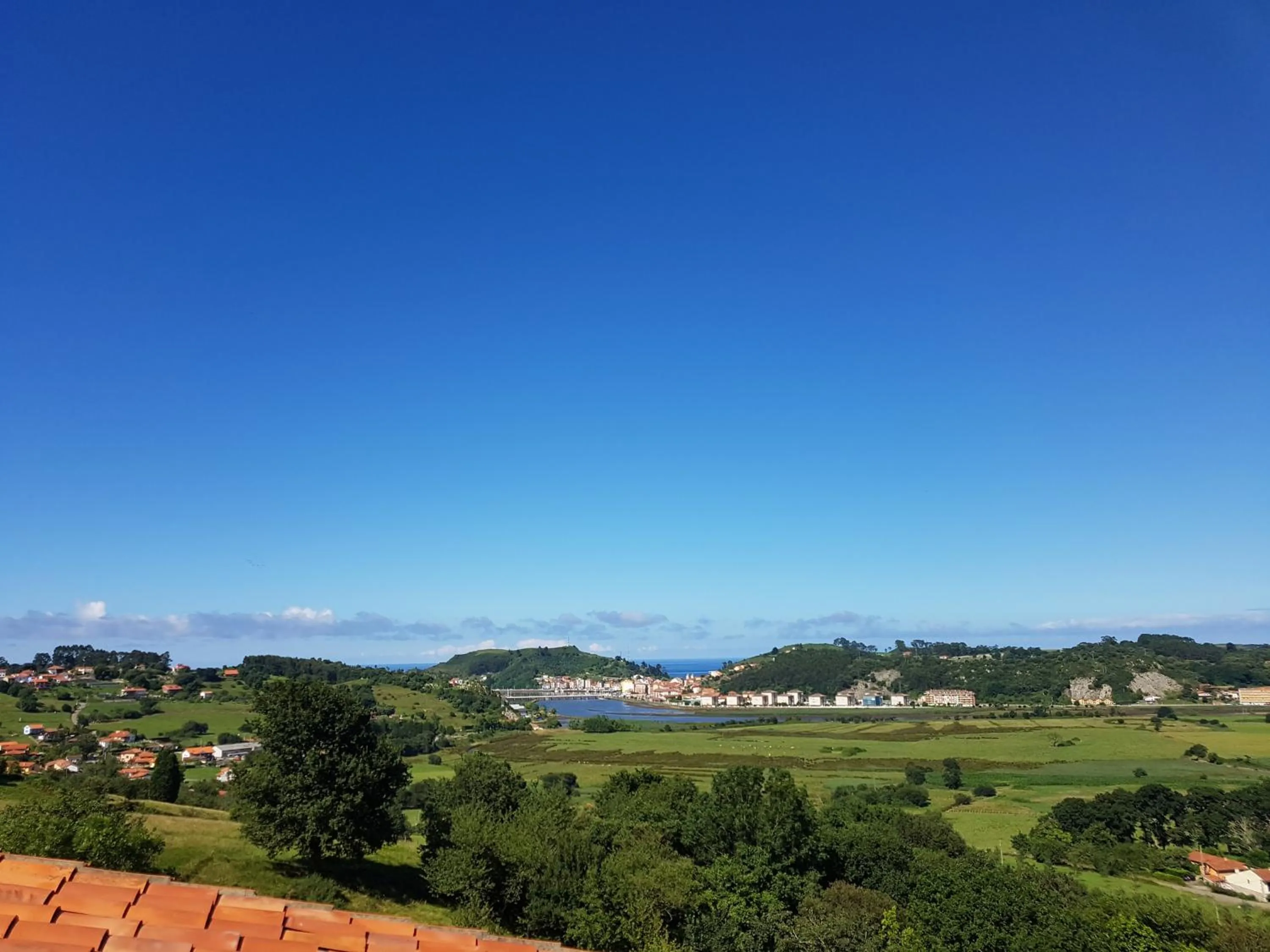 River view in Hotel La Curva Ribadesella PARKING