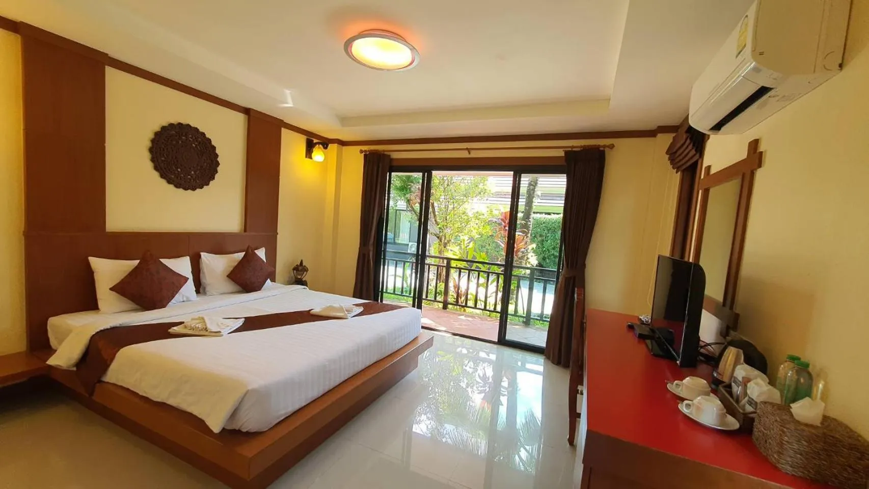 Bed in Tonkhao Resort