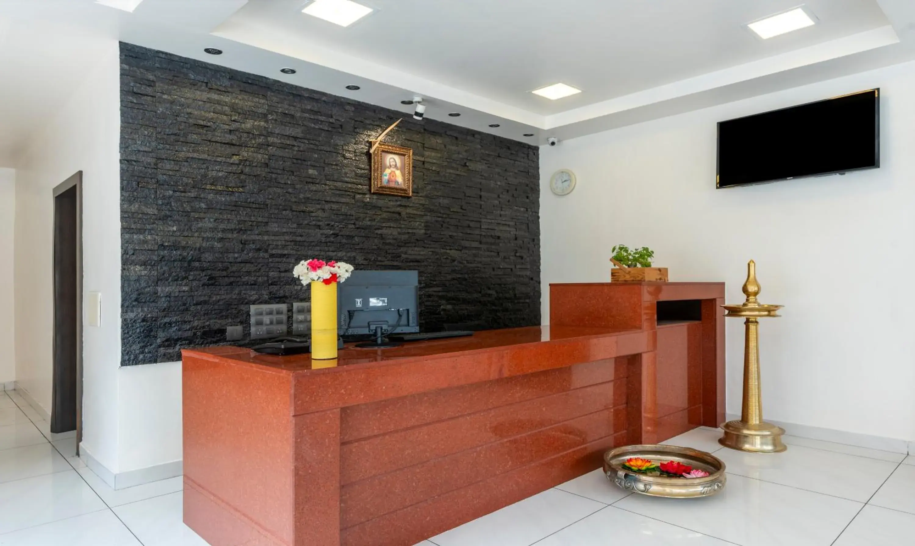 Lobby or reception in Treebo Seagate Lobby or reception in Treebo Seagate