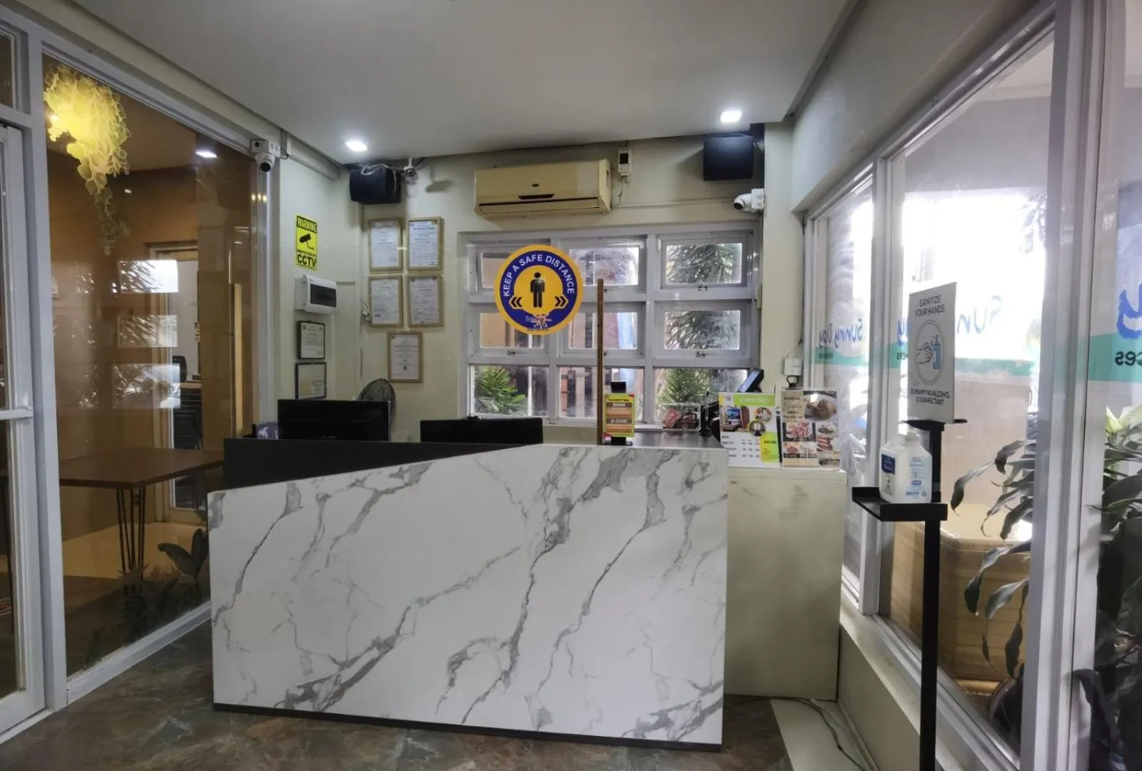Lobby or reception in Sunny Day Residences Cainta