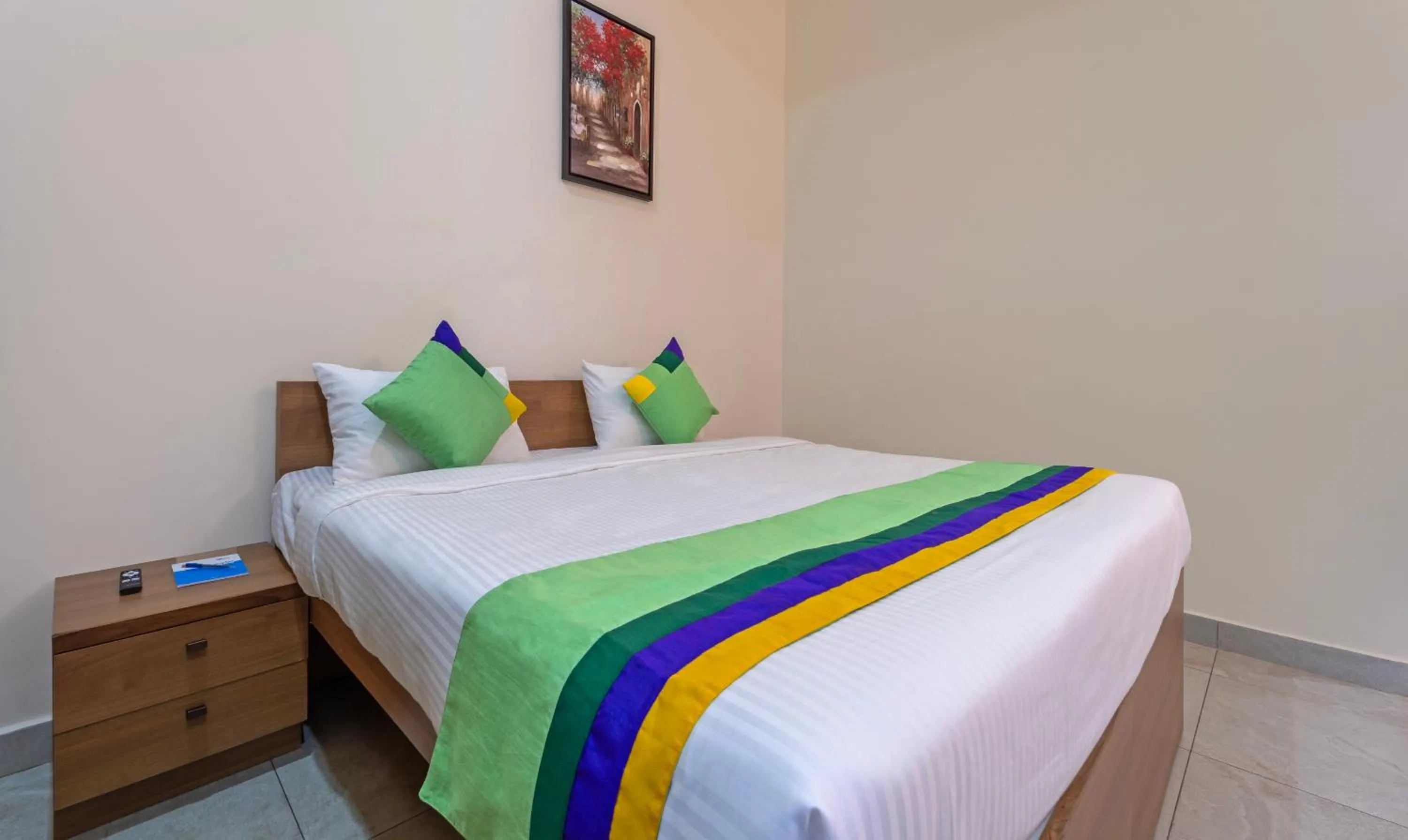 Bedroom, Bed in Itsy Hotels Avani Stays, Vyttila, Kochi