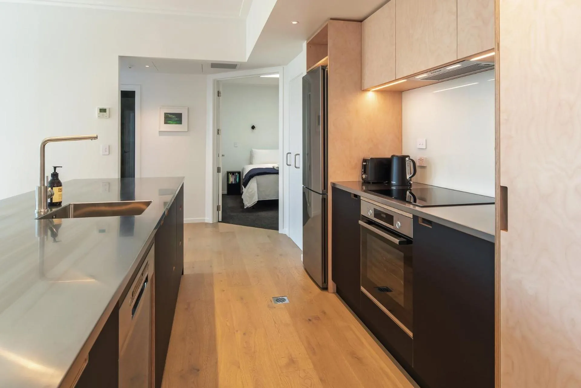 Inner City Apartment 2 - Modern, Rooftop Balcony