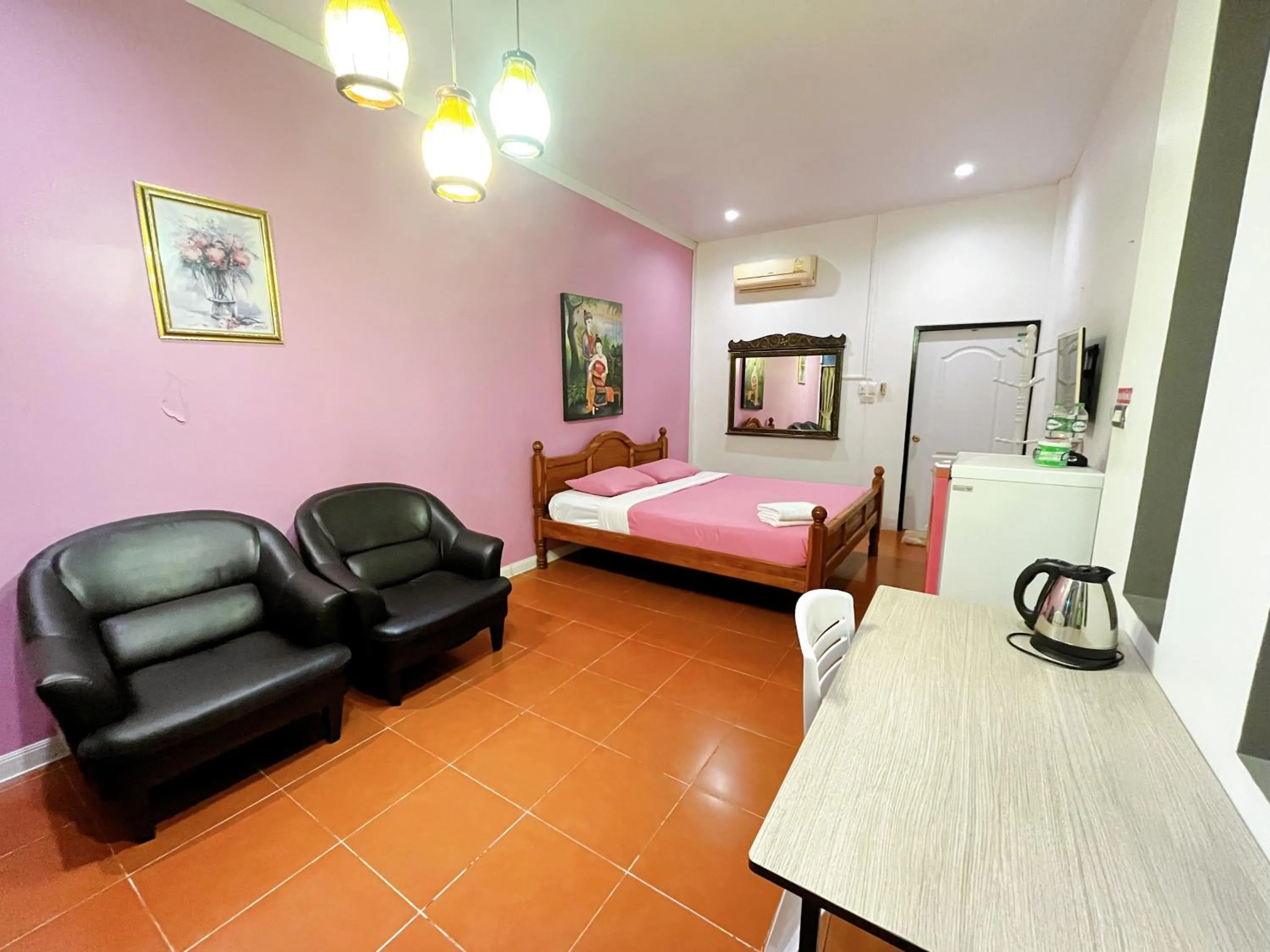 Bedroom, Bed in บ้านพักสิริ มุกดาหาร (Baan Siri Mukdahan)