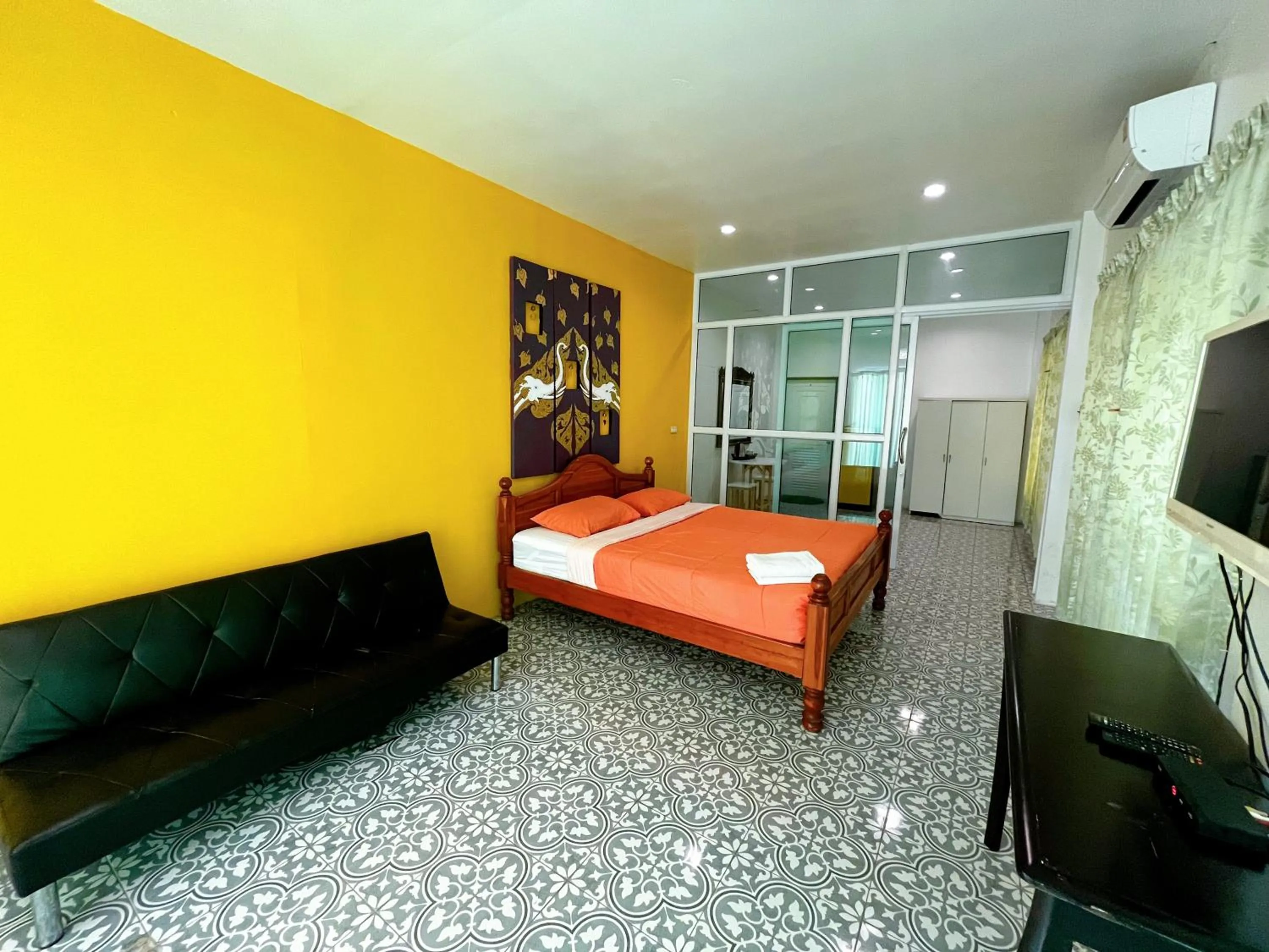 Bedroom, Bed in บ้านพักสิริ มุกดาหาร (Baan Siri Mukdahan)