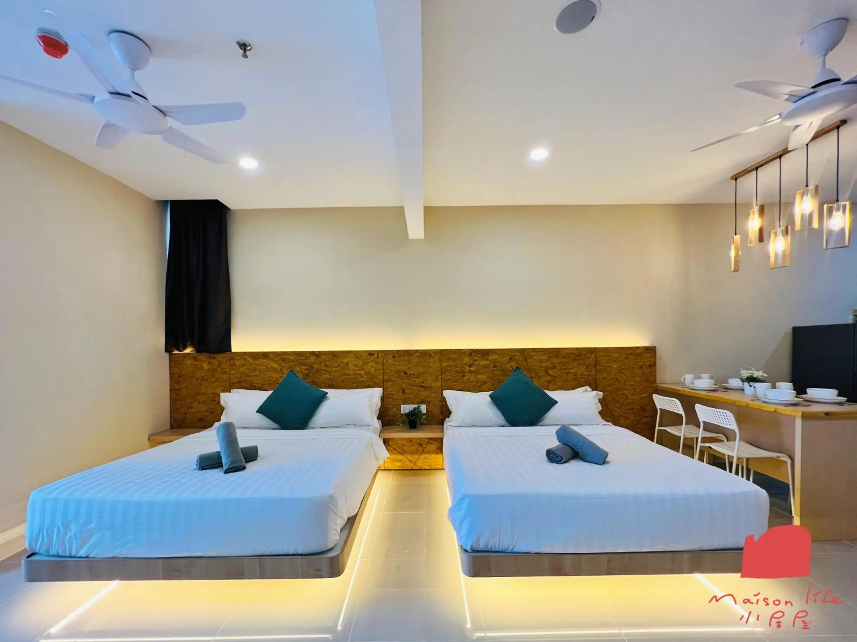 Bed in The Shore Maison Life 小居屋 Bed in The Shore Maison Life 小居屋