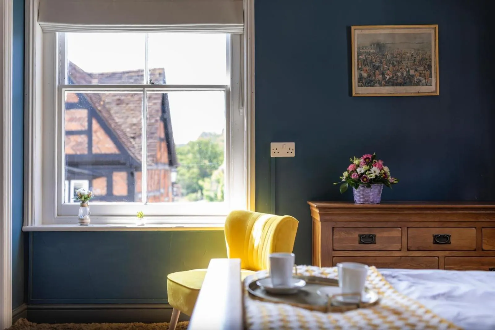Bedroom in The Swan Inn