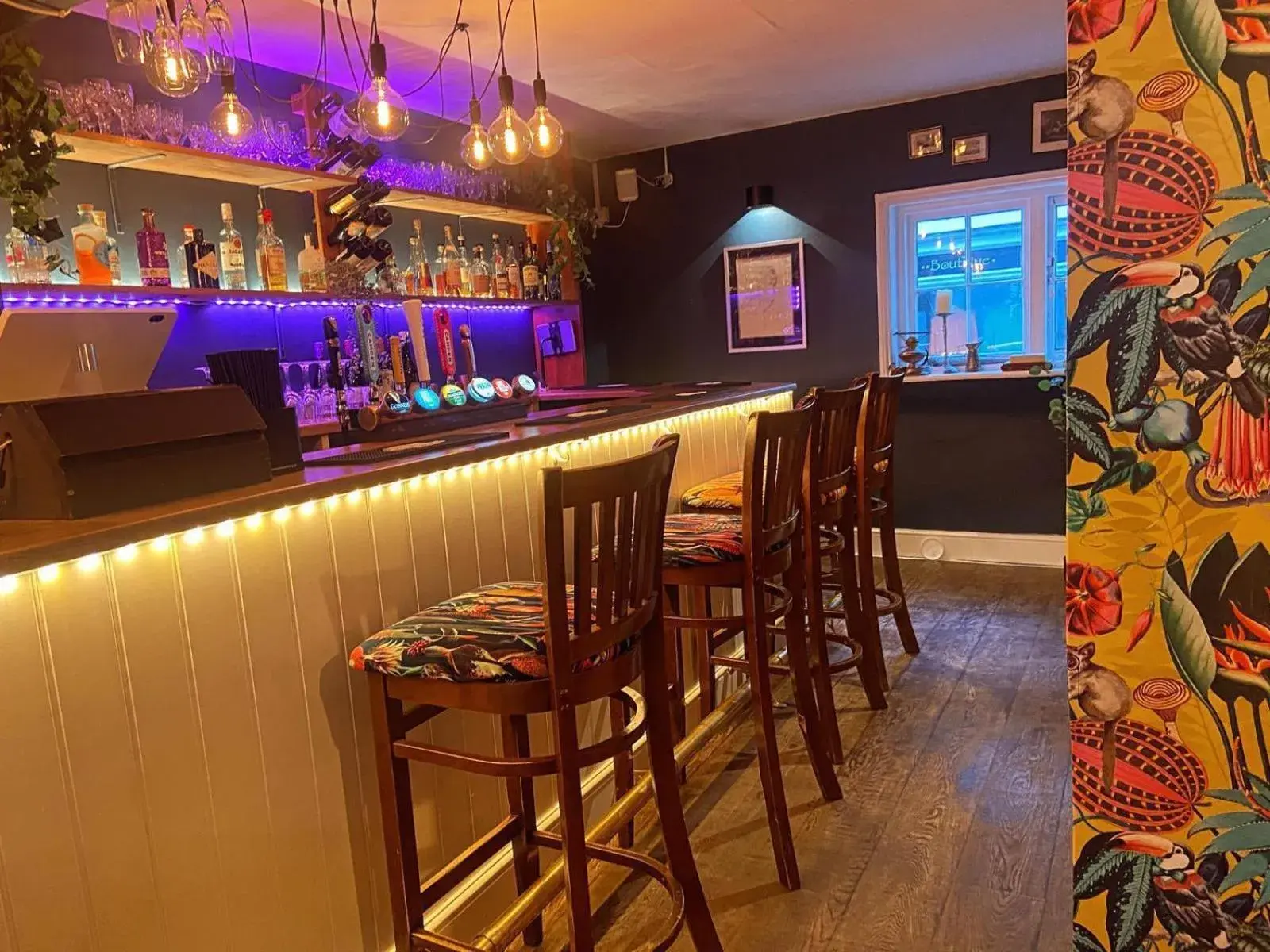 Lounge or bar in The Swan Inn Lounge or bar in The Swan Inn