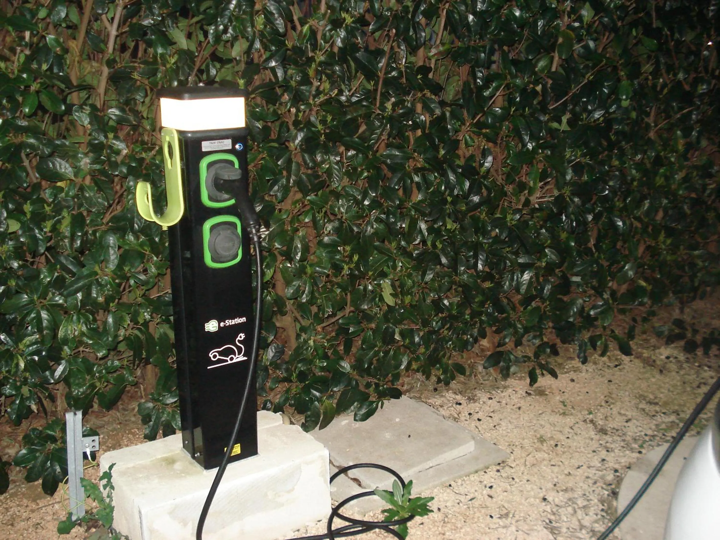 Parking in Villa Lara