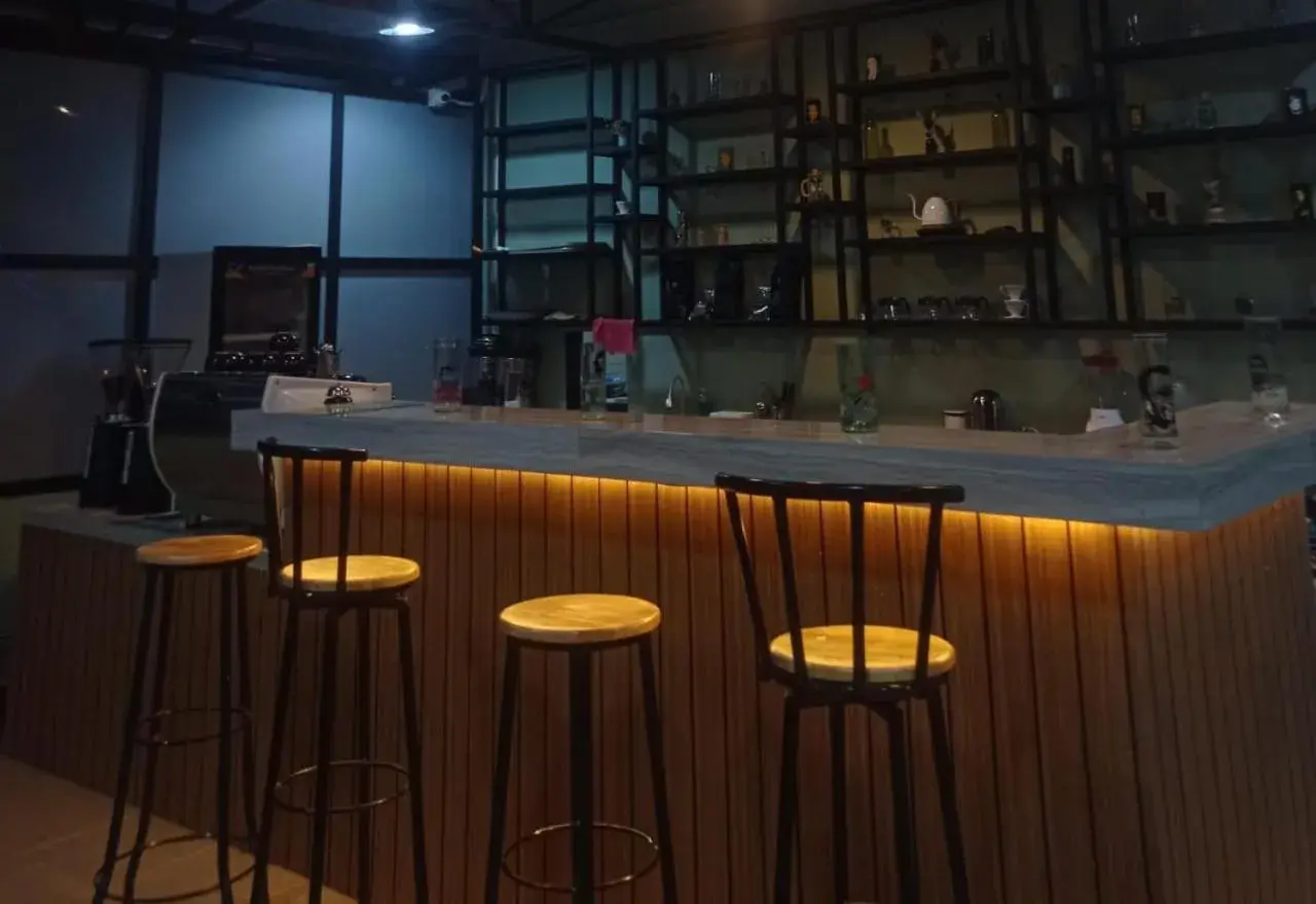 Restaurant/places to eat in T HOTEL KUALANAMU Restaurant/places to eat in T HOTEL KUALANAMU