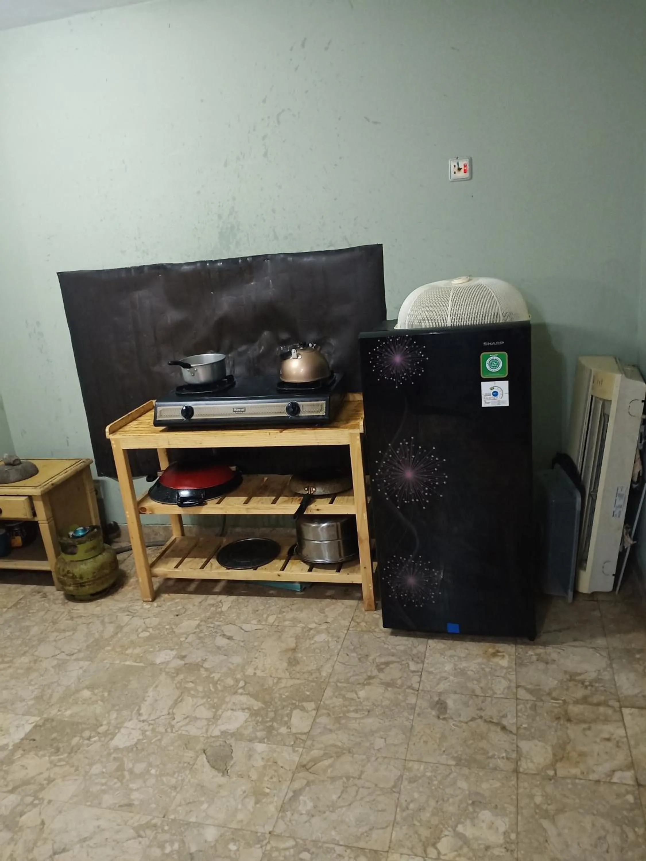 TV and multimedia in Kondominium Pantai Carita