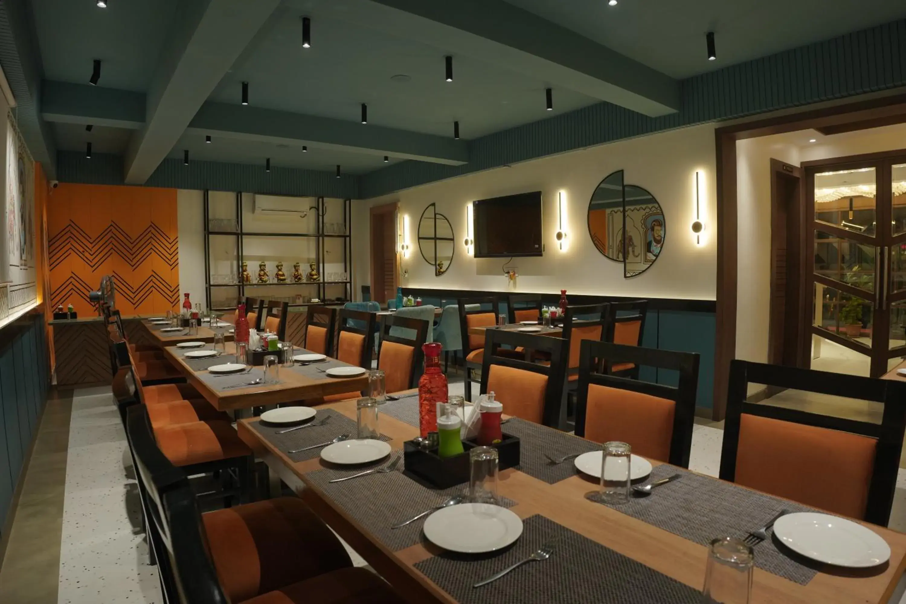 Restaurant/places to eat in The Pride Restaurant/places to eat in The Pride