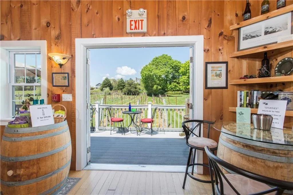 Patio in The Langworthy Inn & Winery