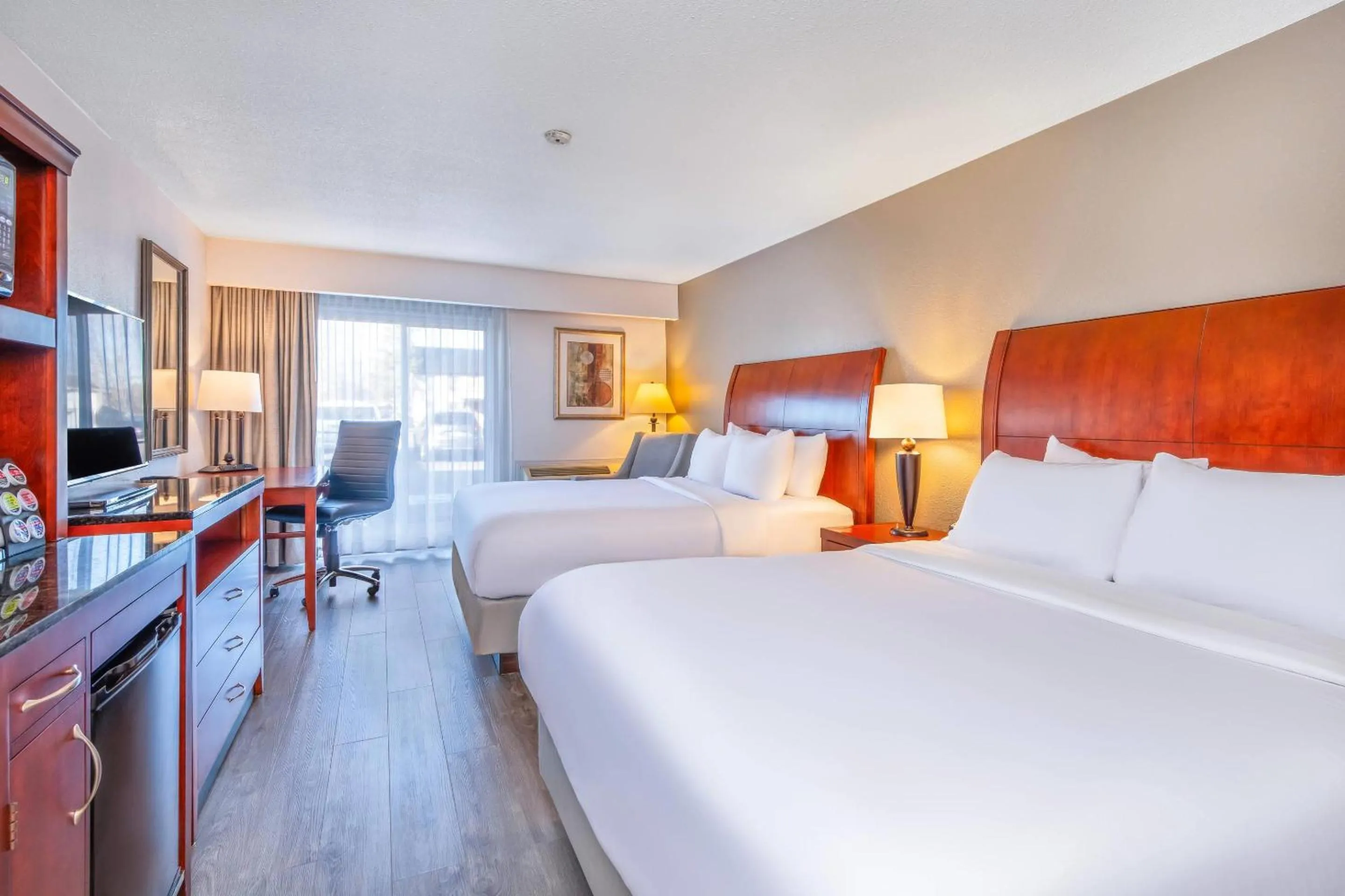 Bedroom, Bed in Comfort Inn & Suites Thousand Islands Harbour District